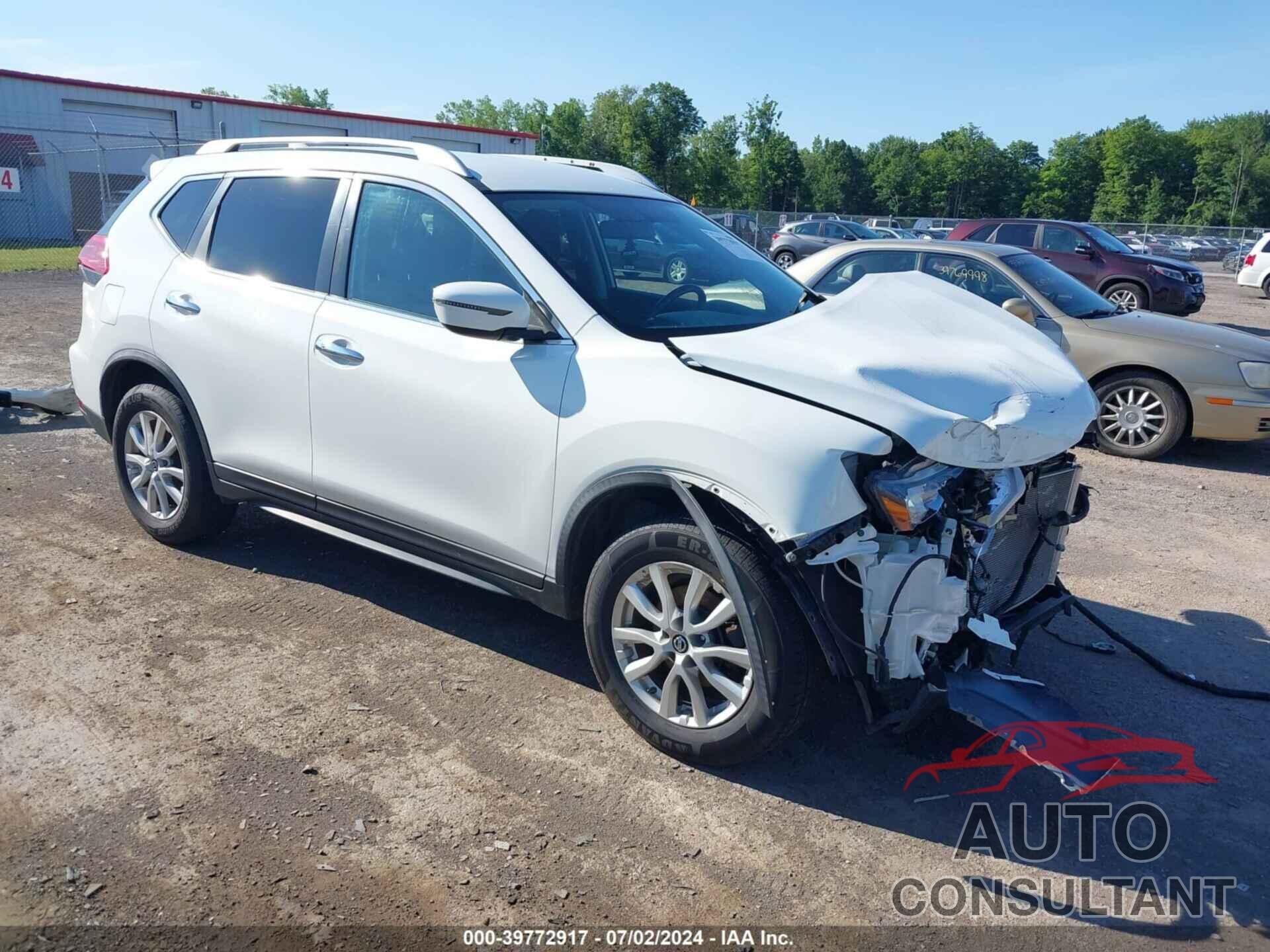 NISSAN ROGUE 2018 - KNMAT2MV7JP527202