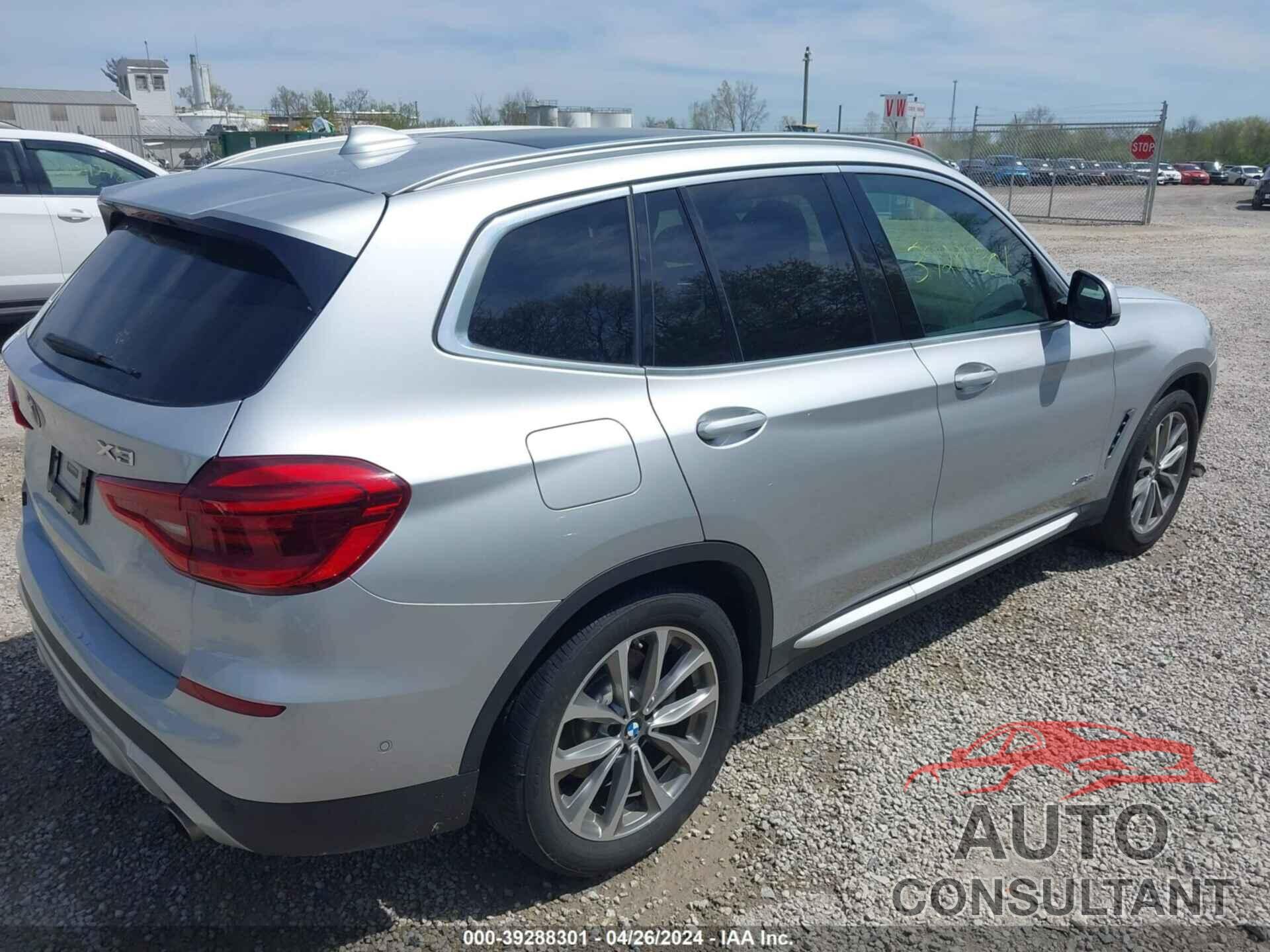 BMW X3 2018 - 5UXTR9C51JLD57445