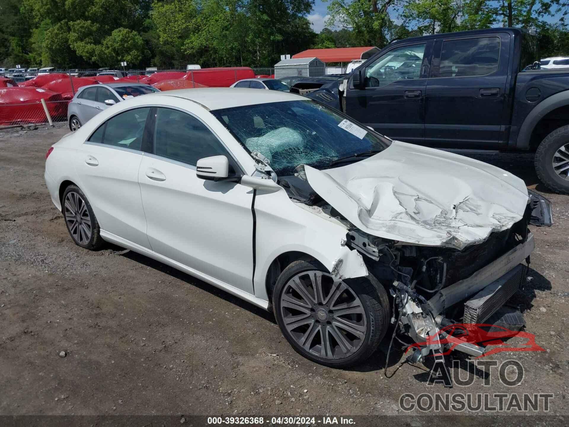 MERCEDES-BENZ CLA 250 2017 - WDDSJ4EB2HN455265