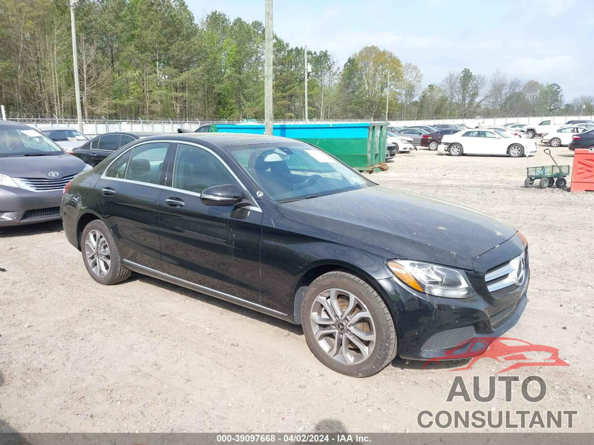 MERCEDES-BENZ C 300 2018 - 55SWF4KB4JU259994