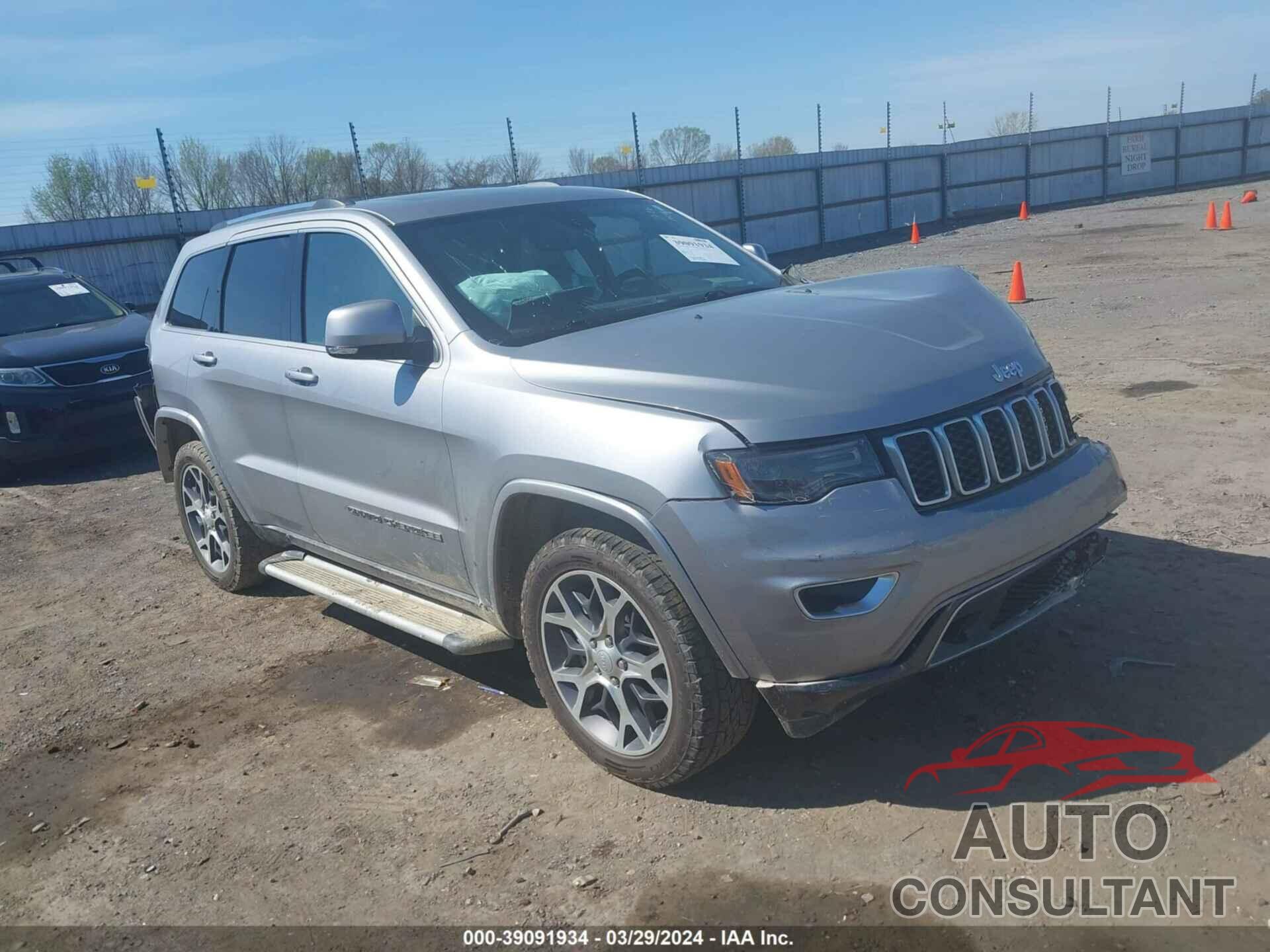 JEEP GRAND CHEROKEE 2018 - 1C4RJFBGXJC135102