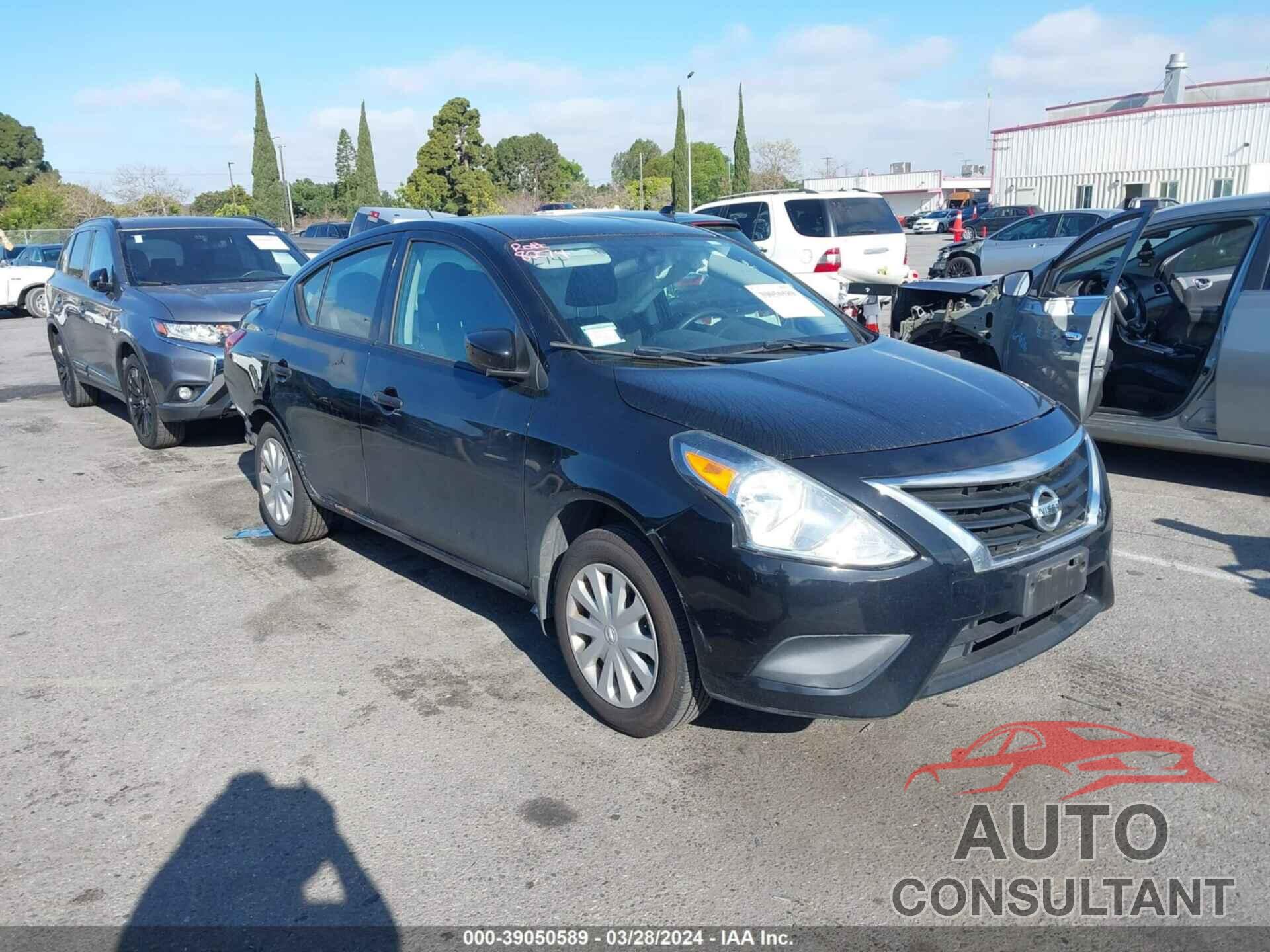 NISSAN VERSA 2019 - 3N1CN7AP6KL843180