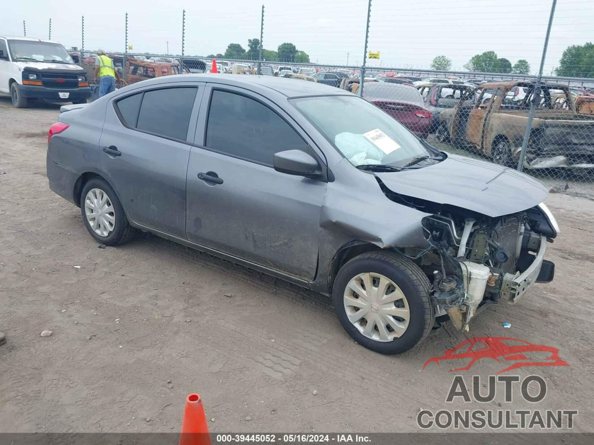 NISSAN VERSA 2019 - 3N1CN7AP0KL826486