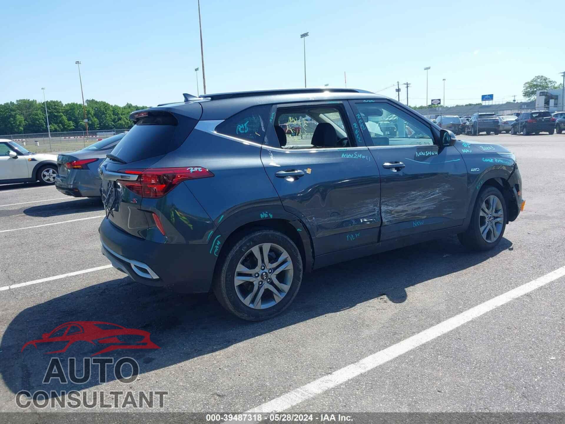 KIA SELTOS 2021 - KNDEUCAA5M7111773
