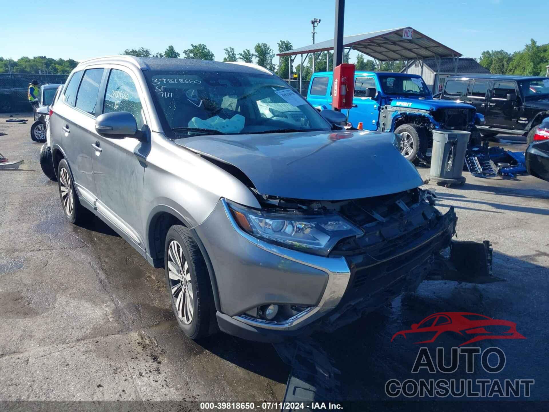 MITSUBISHI OUTLANDER 2020 - JA4AZ3A37LZ040526