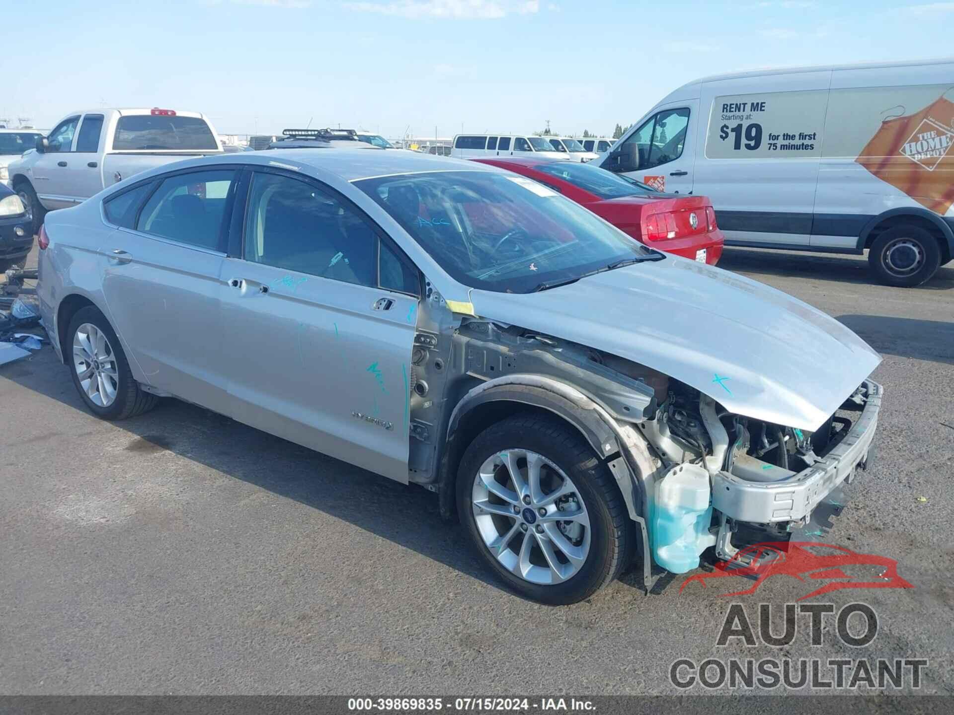 FORD FUSION HYBRID 2019 - 3FA6P0LU4KR109302