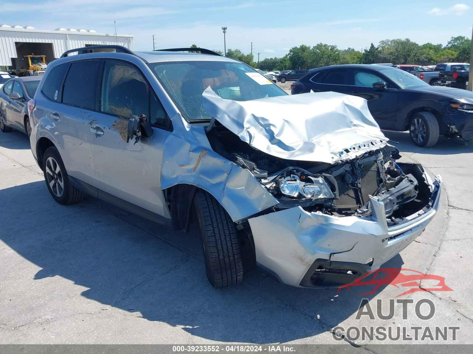 SUBARU FORESTER 2018 - JF2SJAEC8JH470957