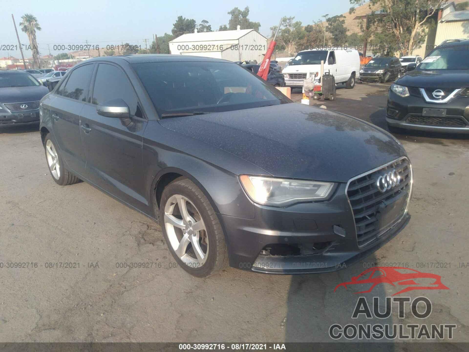 AUDI A3 2016 - WAUA7GFF3G1065009