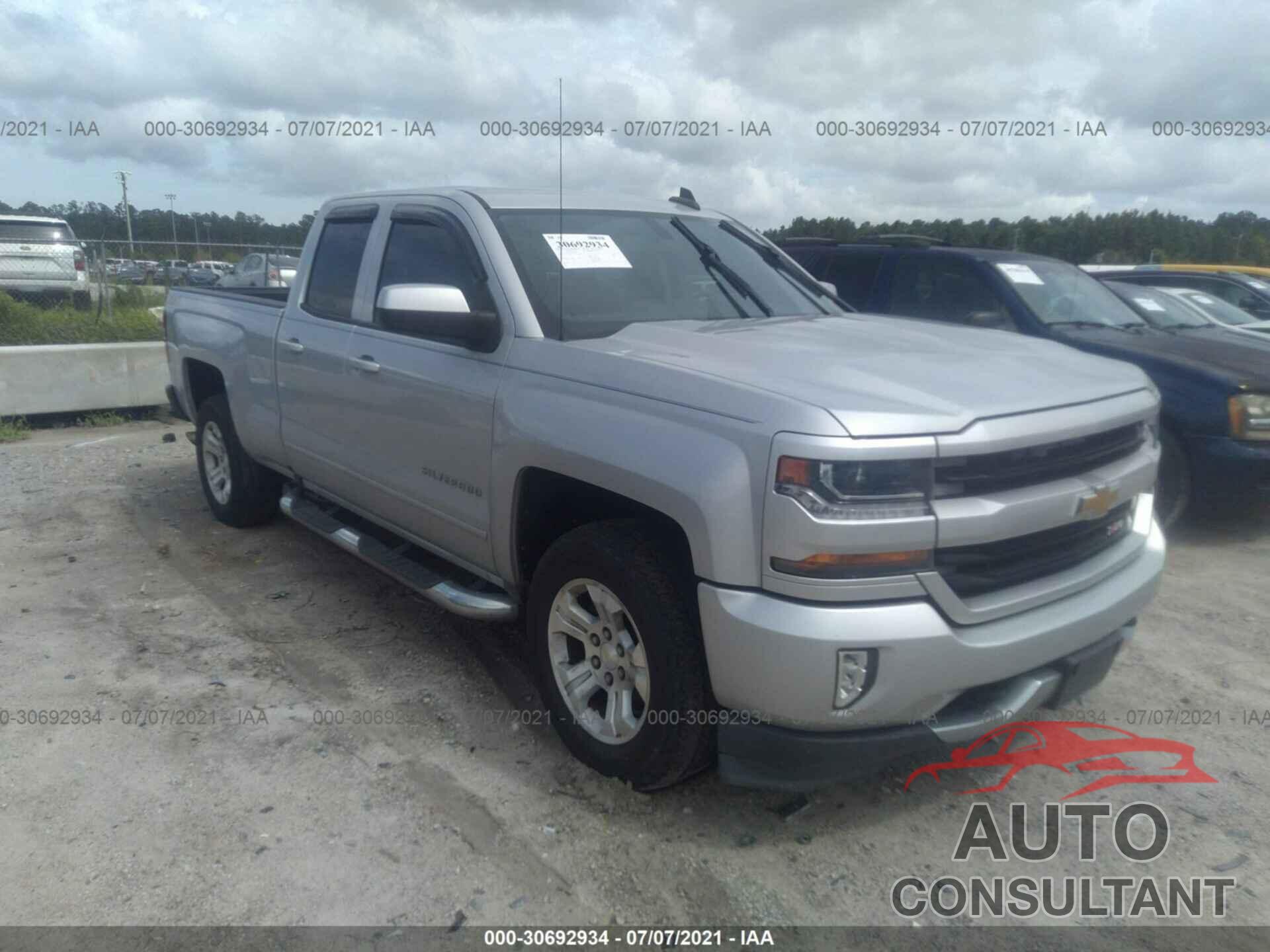 CHEVROLET SILVERADO 1500 2016 - 1GCVKREC4GZ104293