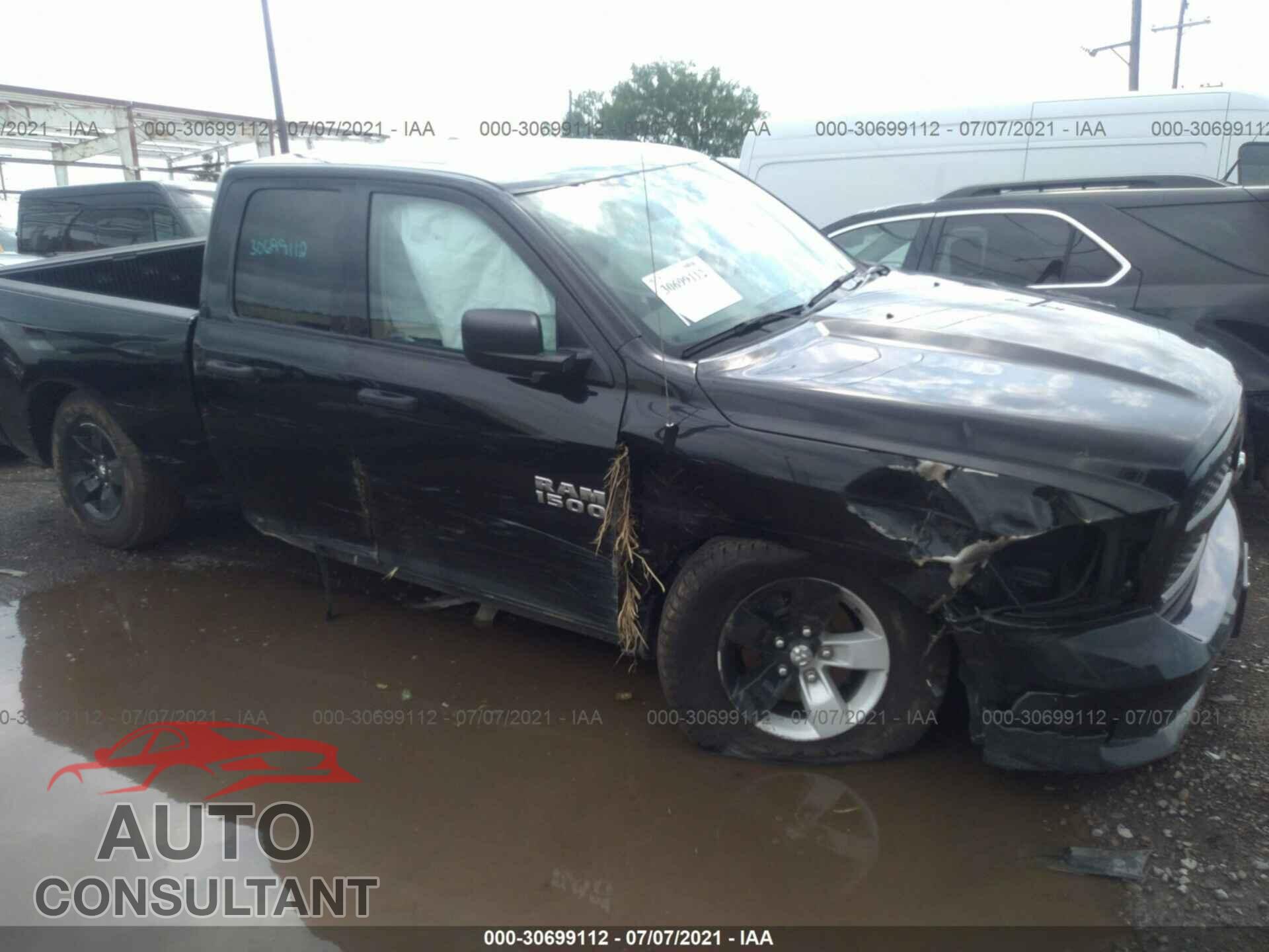 RAM 1500 2018 - 1C6RR7FG3JS348771
