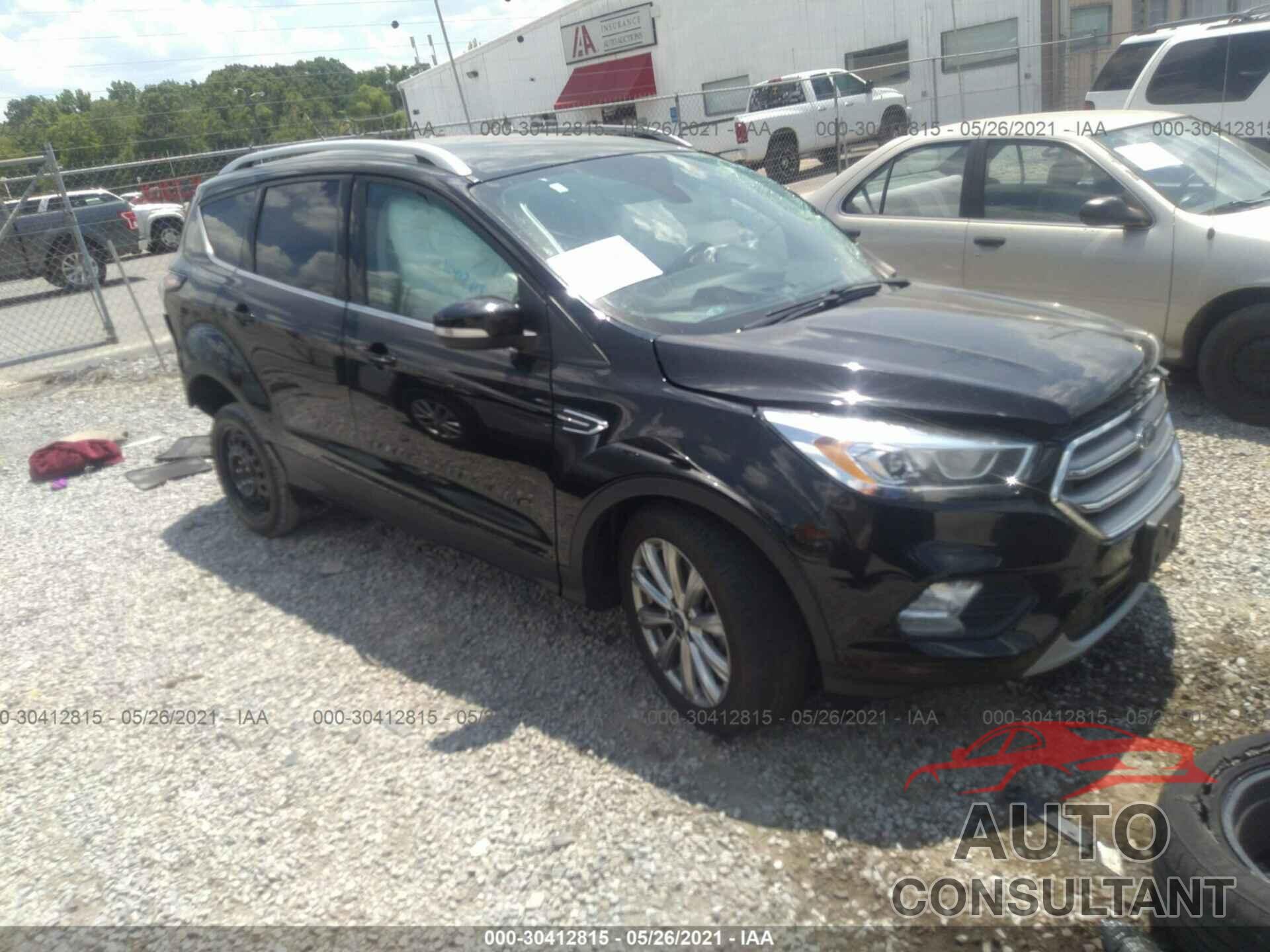 FORD ESCAPE 2017 - 1FMCU9J91HUE03911