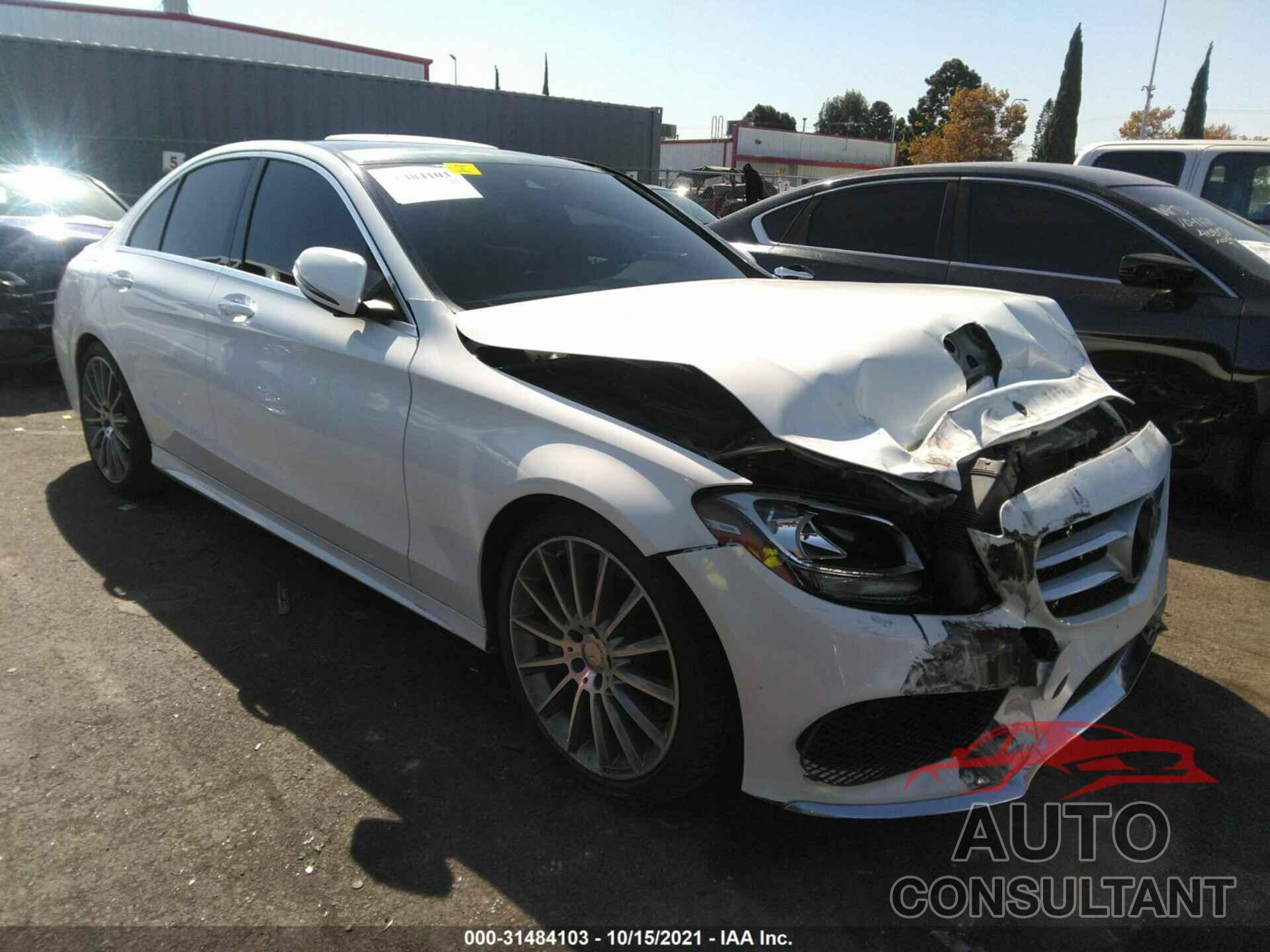 MERCEDES-BENZ C-CLASS 2016 - 55SWF4JB4GU143477