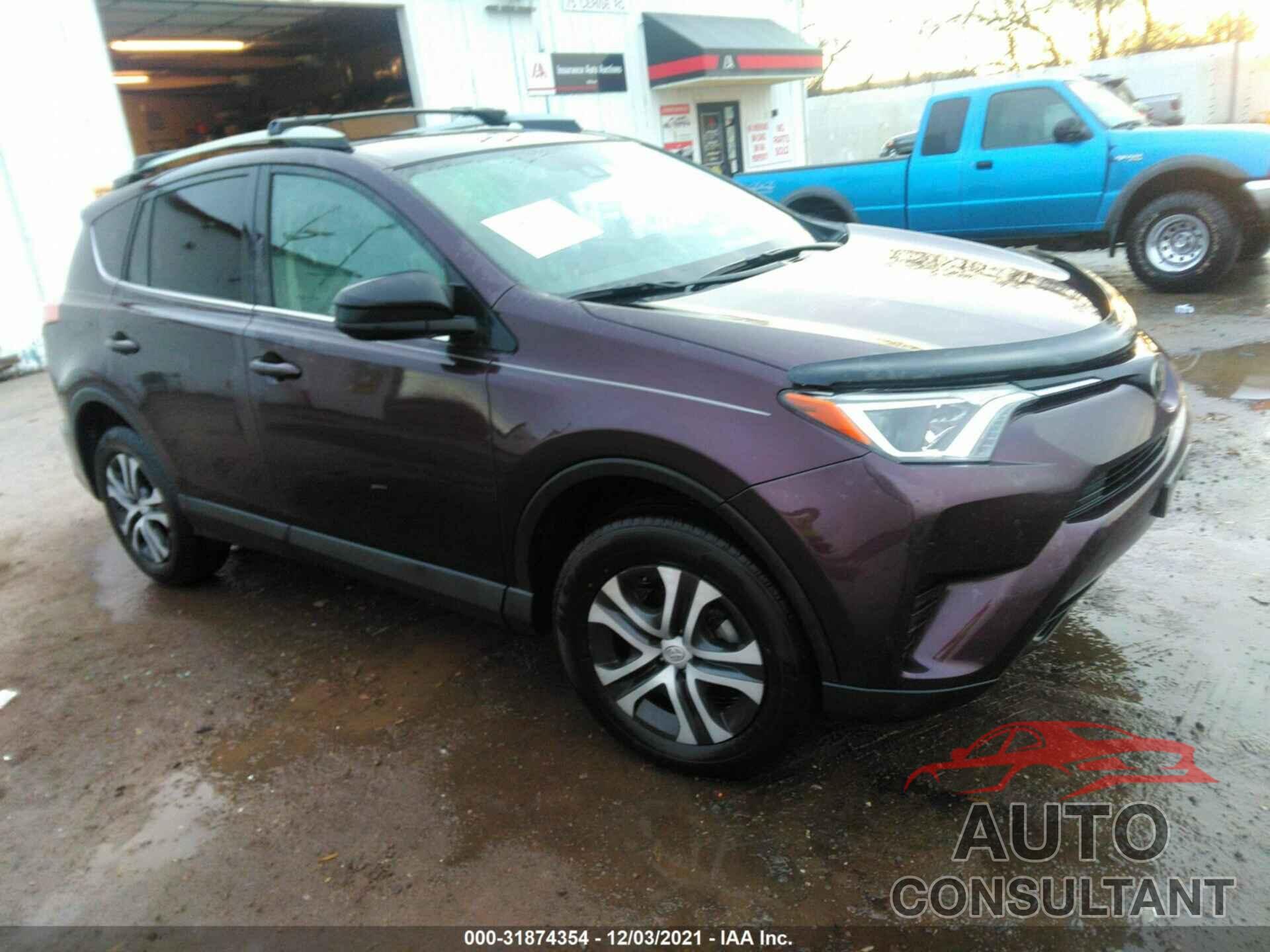 TOYOTA RAV4 2017 - 2T3BFREV9HW597379