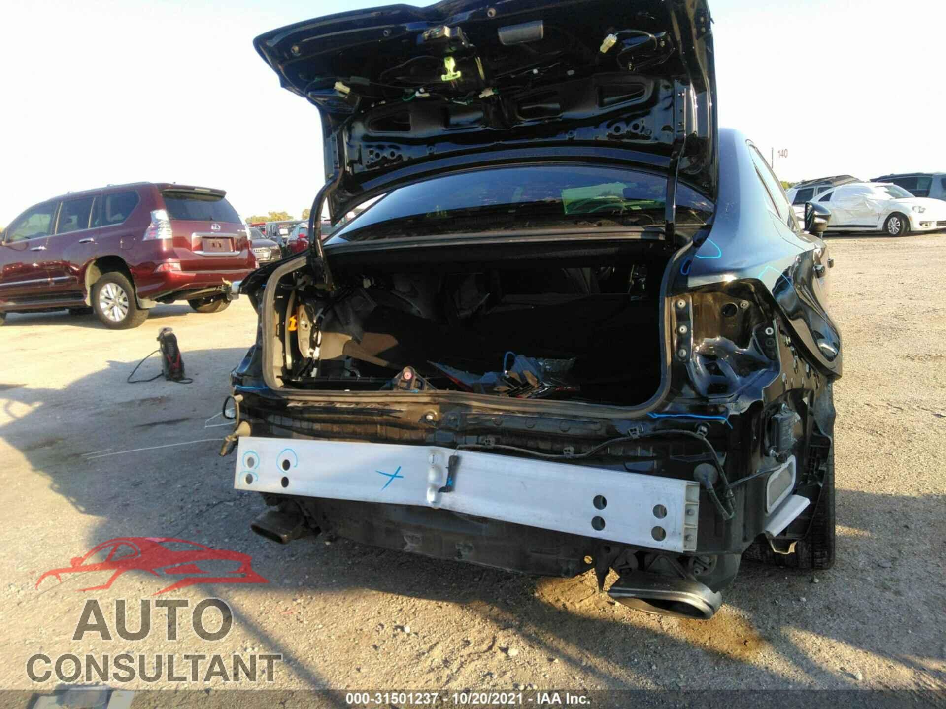 LEXUS IS 2017 - JTHBA1D28H5054862