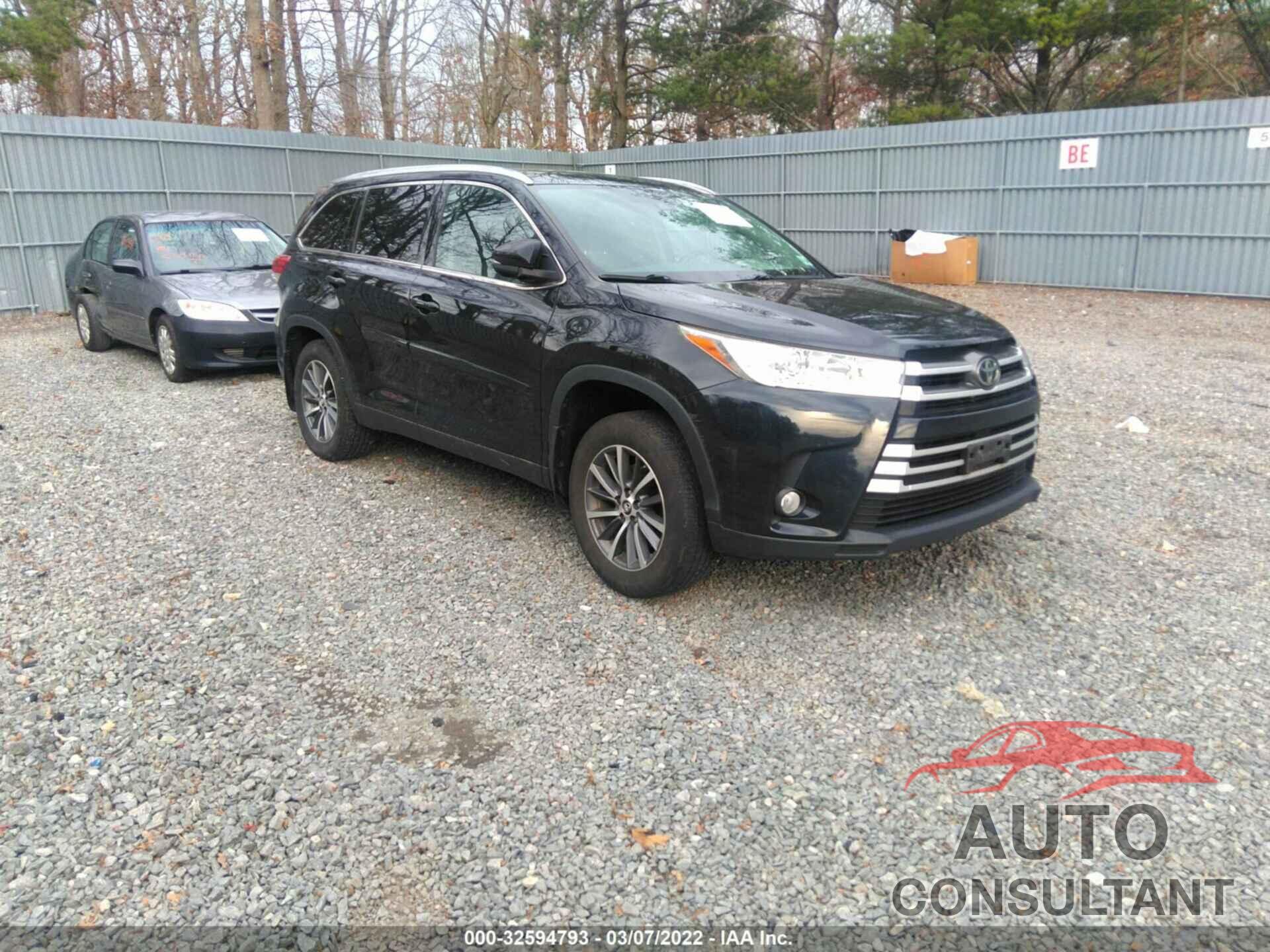 TOYOTA HIGHLANDER 2019 - 5TDJZRFH1KS987543