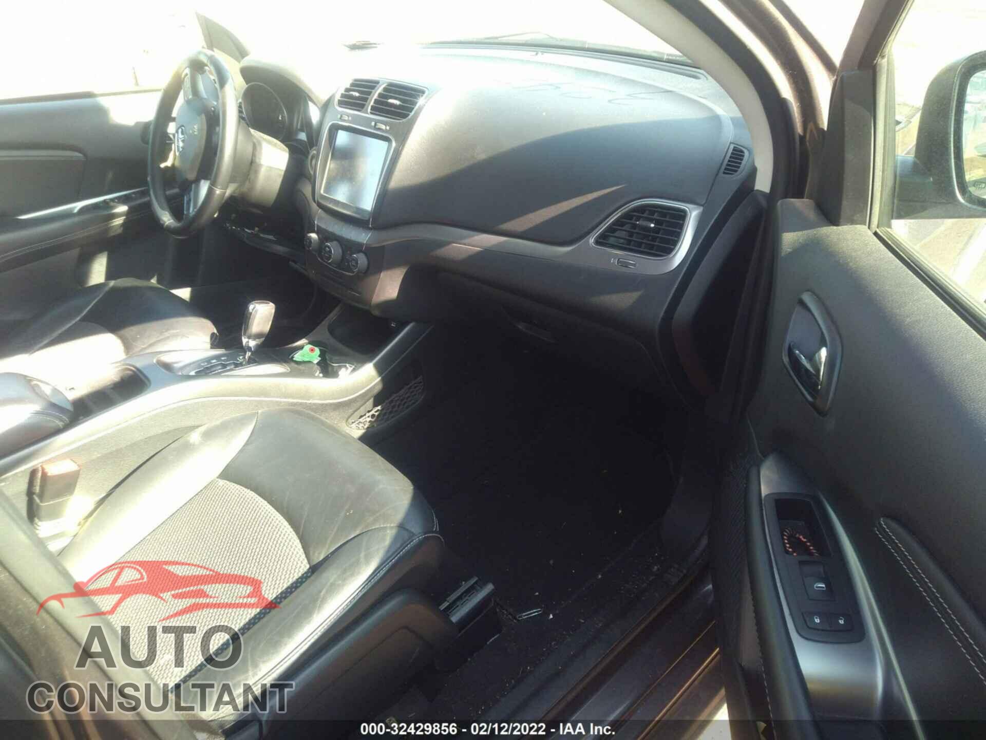 DODGE JOURNEY 2020 - 3C4PDCGB3LT272738