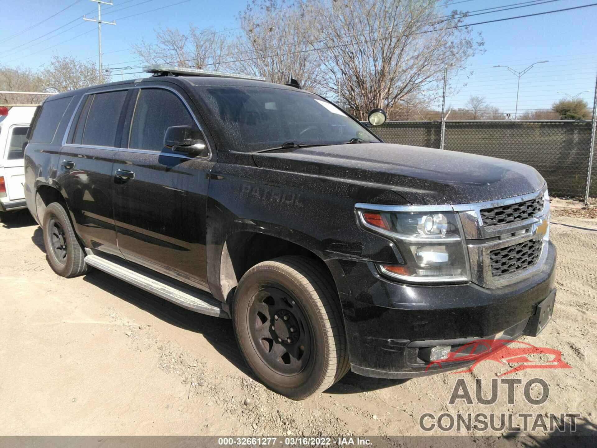 CHEVROLET TAHOE 2018 - 1GNLCDEC4JR221846