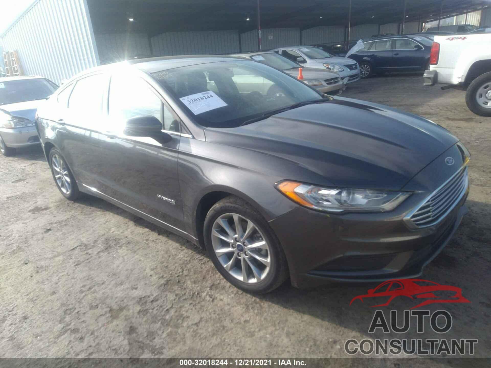 FORD FUSION 2017 - 3FA6P0LU3HR385950