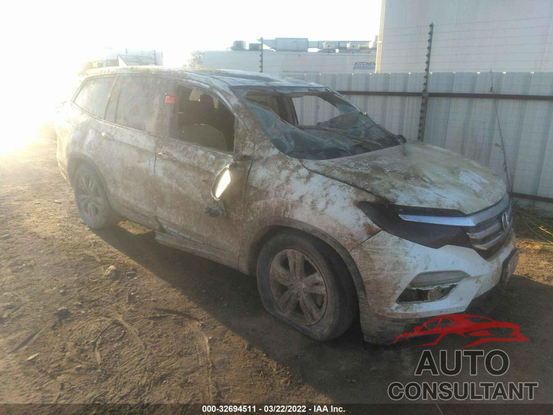 HONDA PILOT 2016 - 5FNYF5H3XGB058335