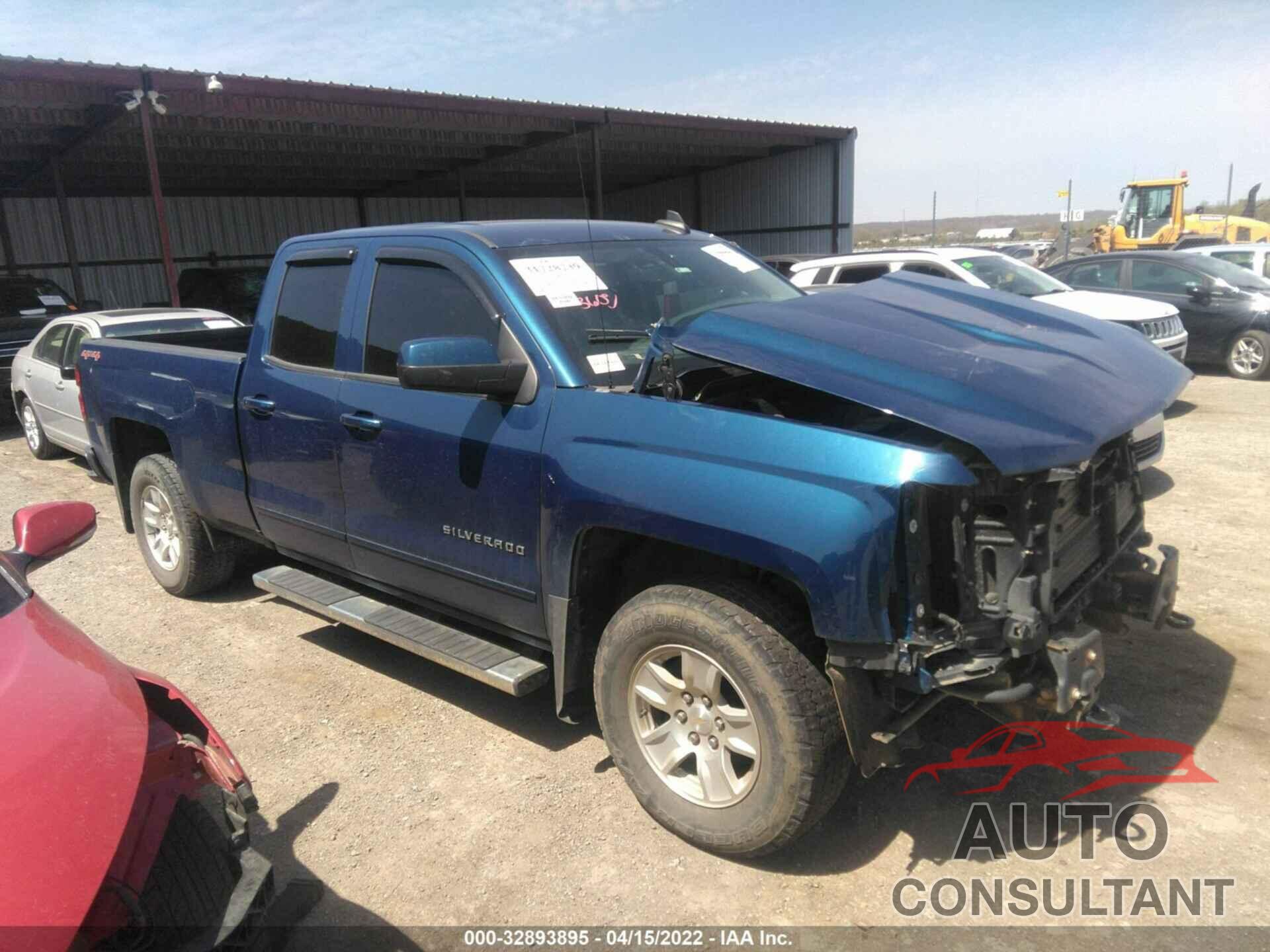 CHEVROLET SILVERADO 1500 2017 - 1GCVKREC1HZ136068
