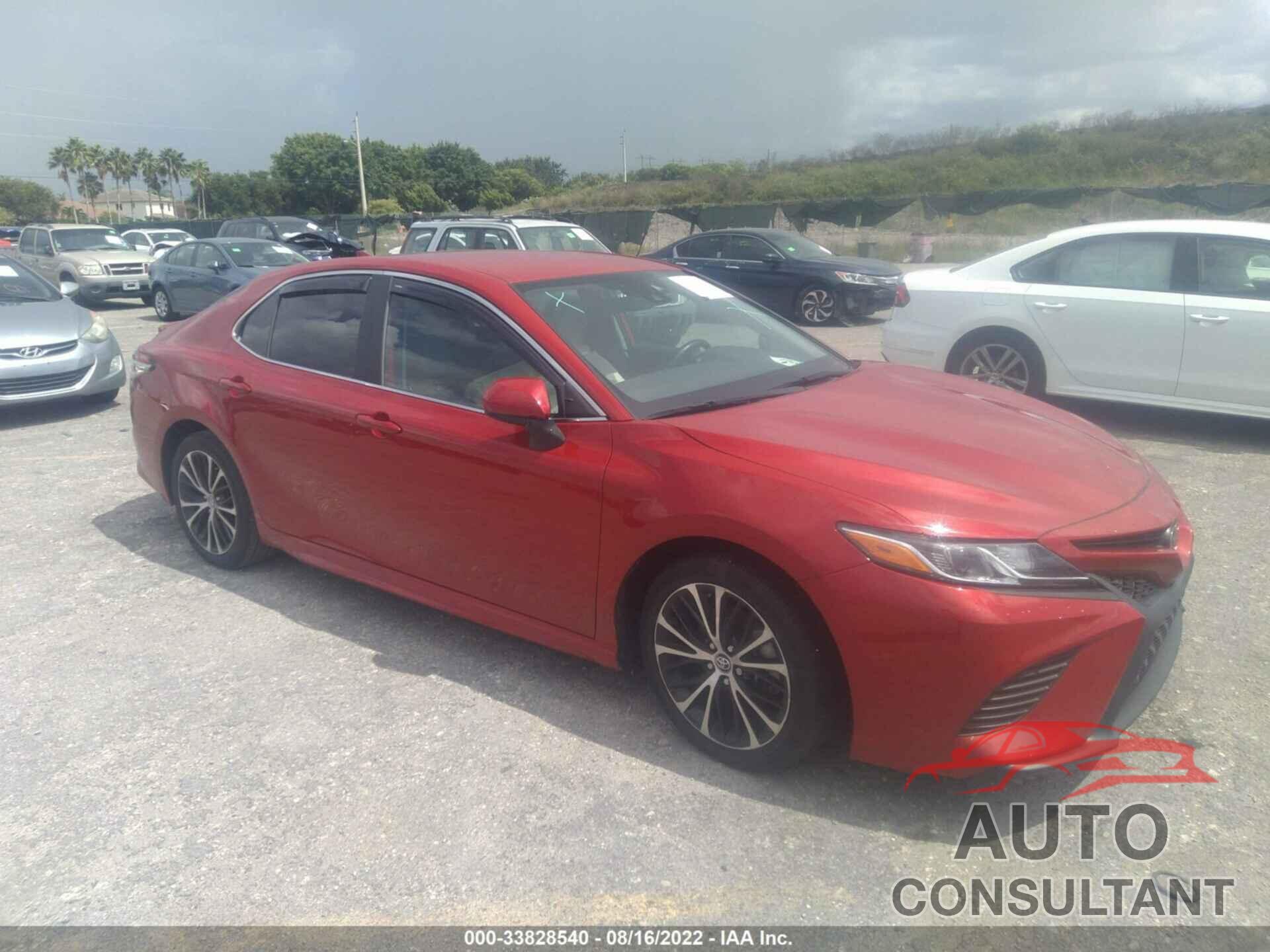 TOYOTA CAMRY 2020 - 4T1G11AK7LU321513