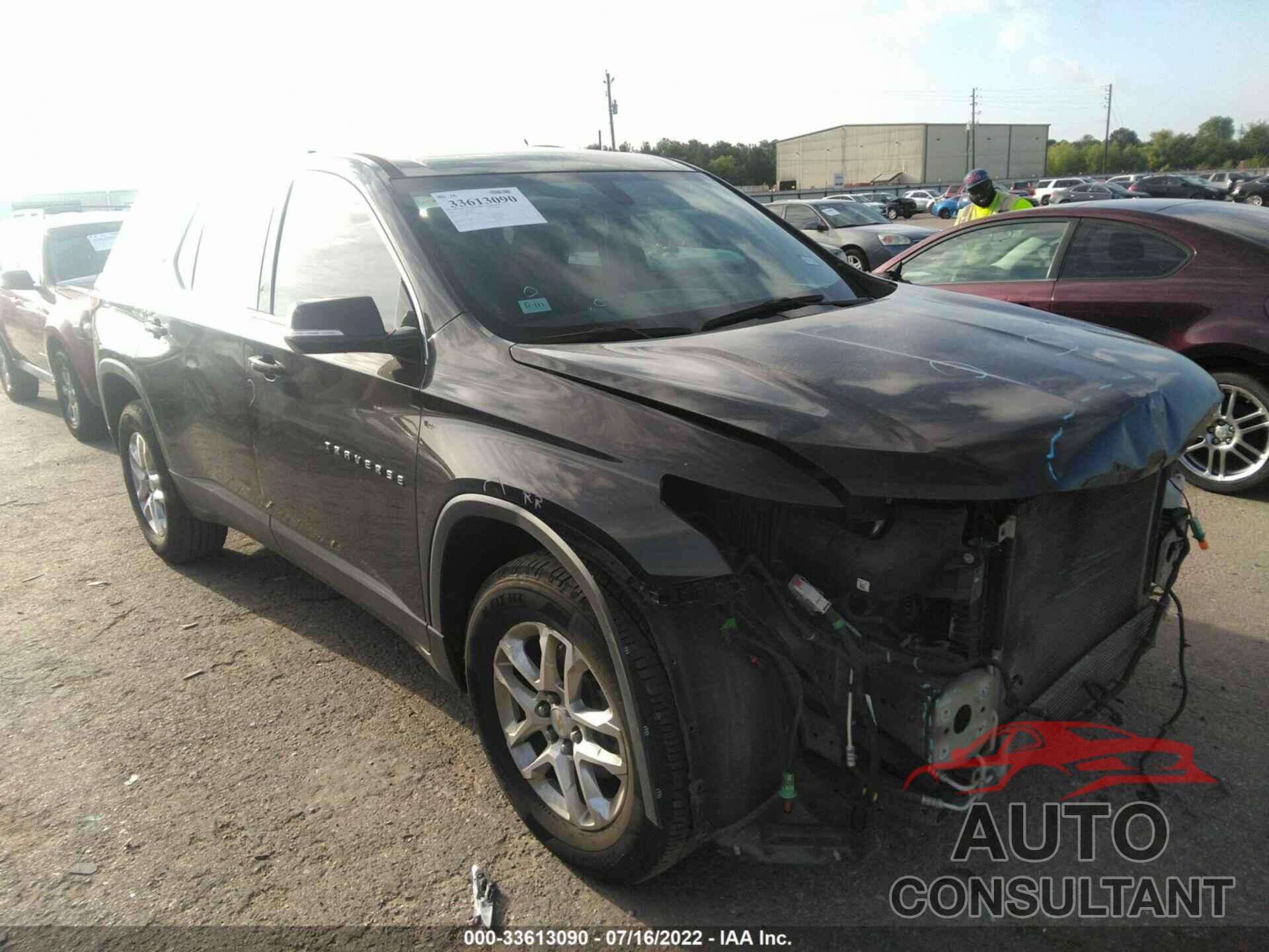 CHEVROLET TRAVERSE 2018 - 1GNERGKW8JJ136014