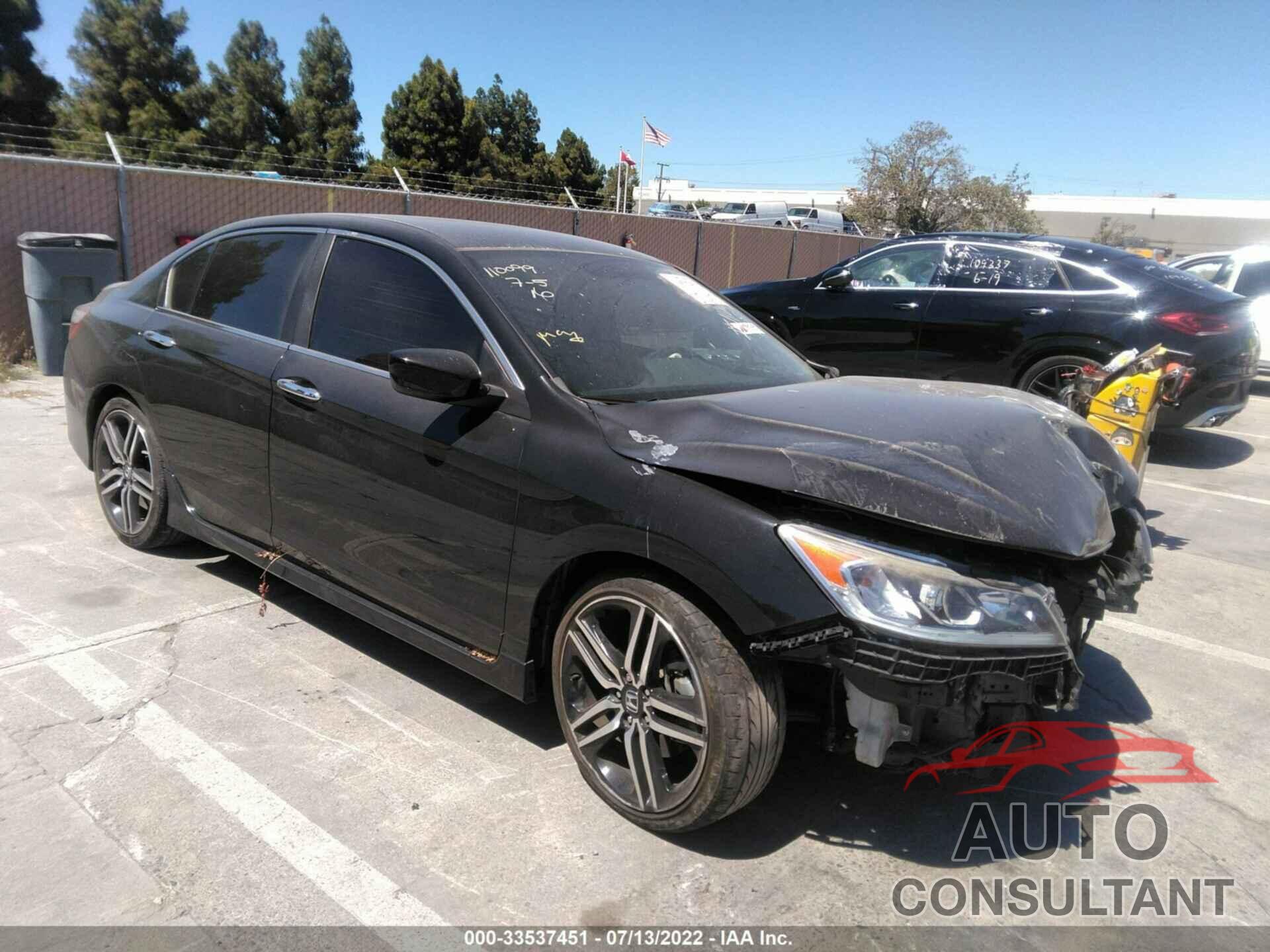 HONDA ACCORD SEDAN 2017 - 1HGCR2F55HA056704