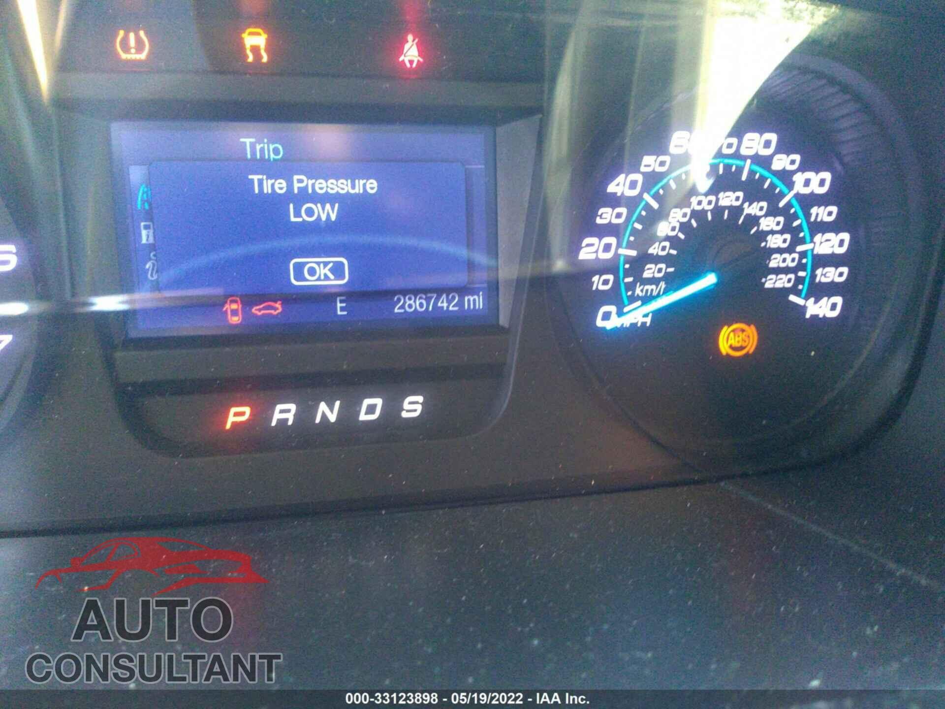 FORD TAURUS 2017 - 1FAHP2D83HG146153