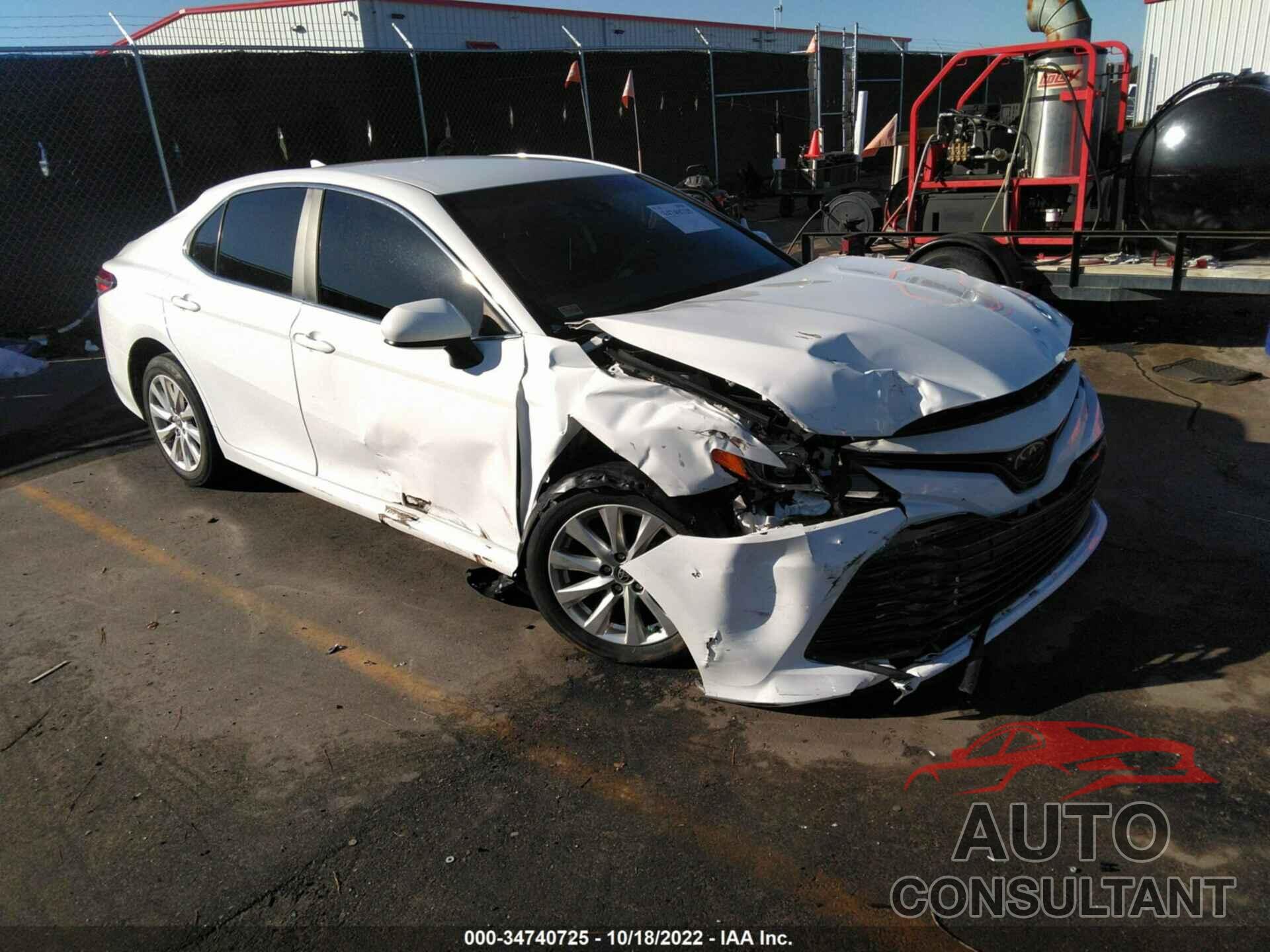 TOYOTA CAMRY 2020 - 4T1C11AK5LU500356