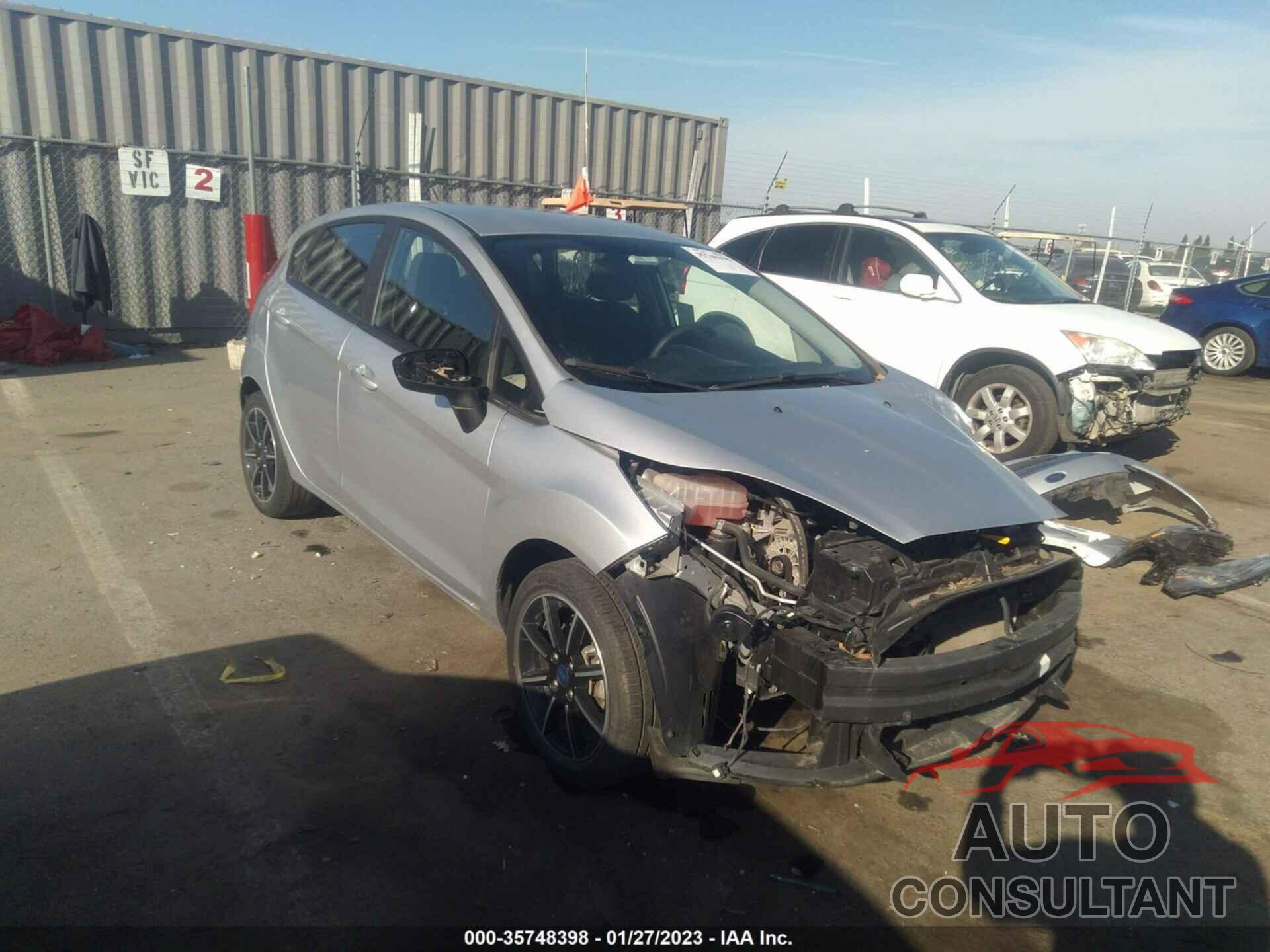 FORD FIESTA 2018 - 3FADP4EJXJM123945