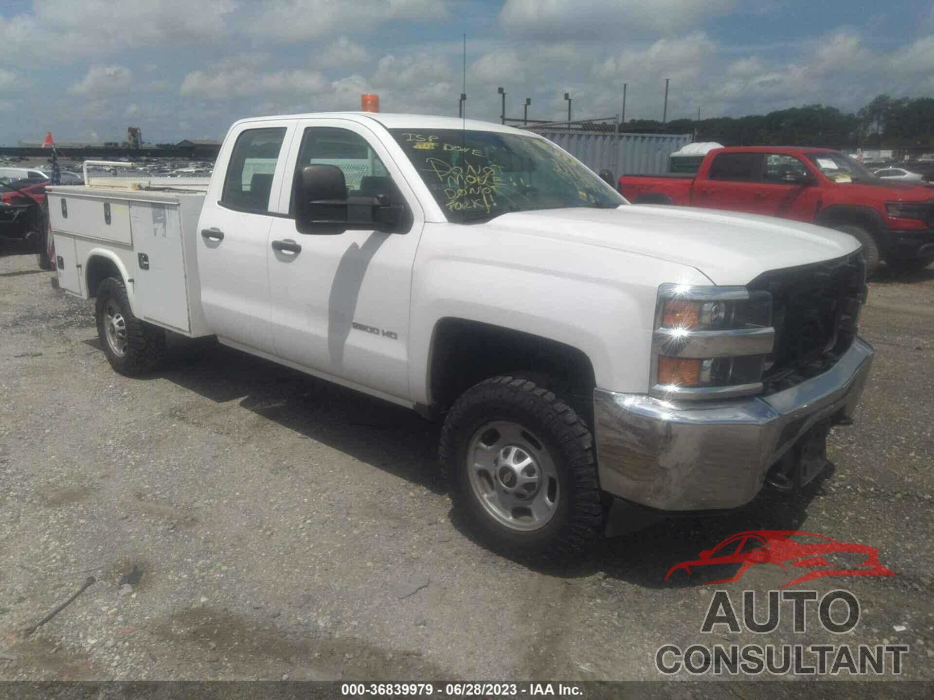 CHEVROLET SILVERADO 2500HD 2015 - 1GB2CUEG5FZ539932