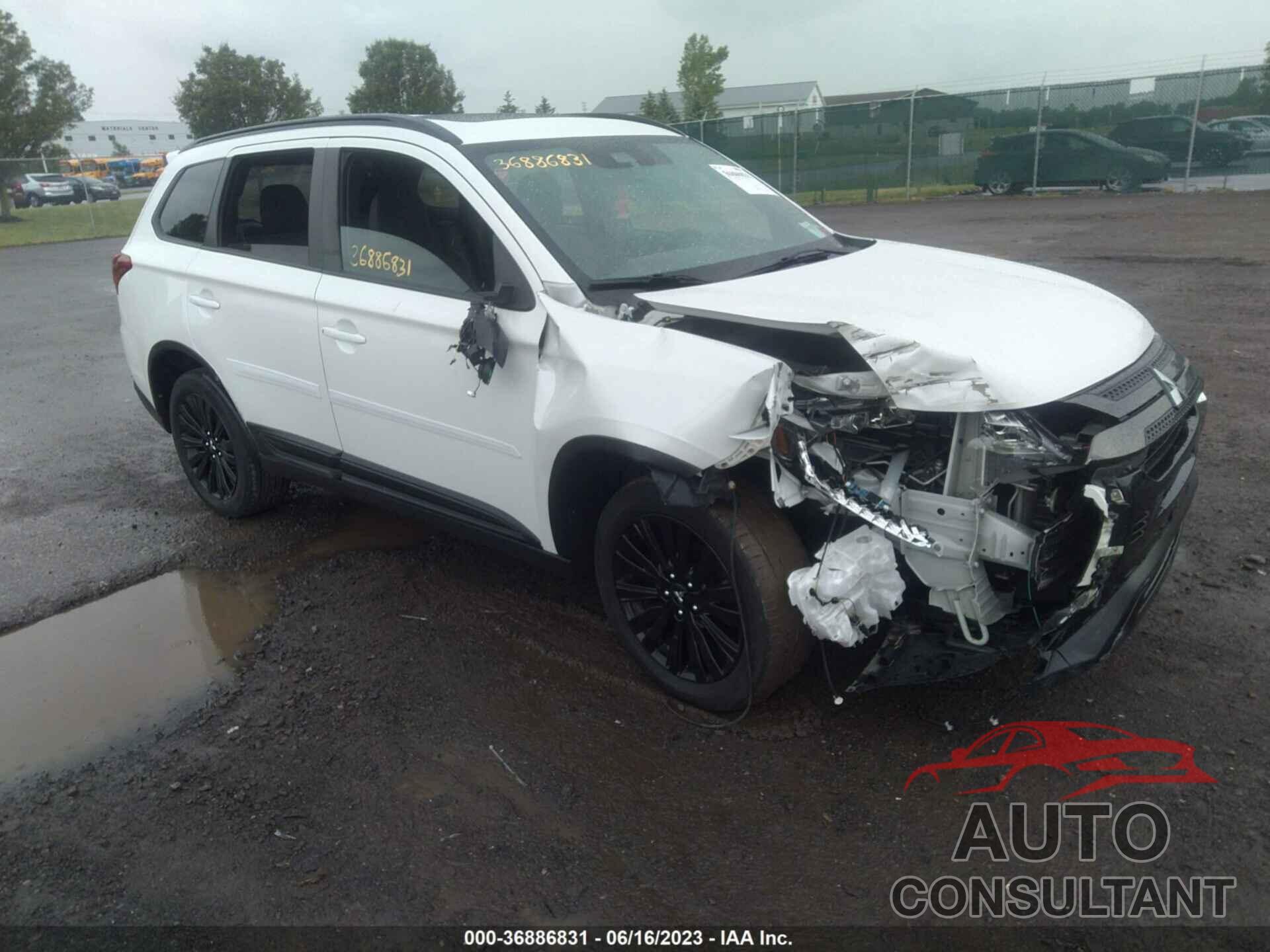 MITSUBISHI OUTLANDER 2020 - JA4AZ3A31LZ013211