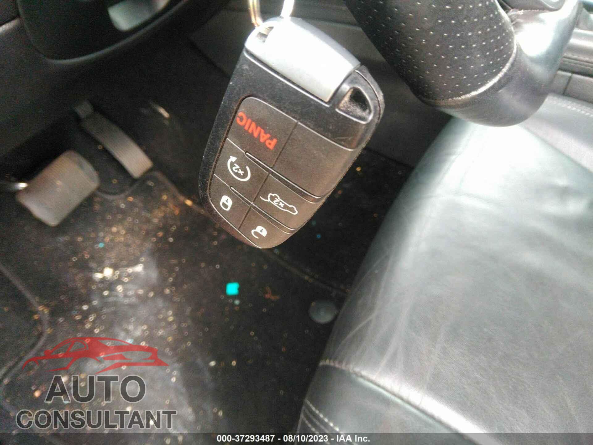 DODGE DURANGO 2021 - 1C4RDJDG9MC611190