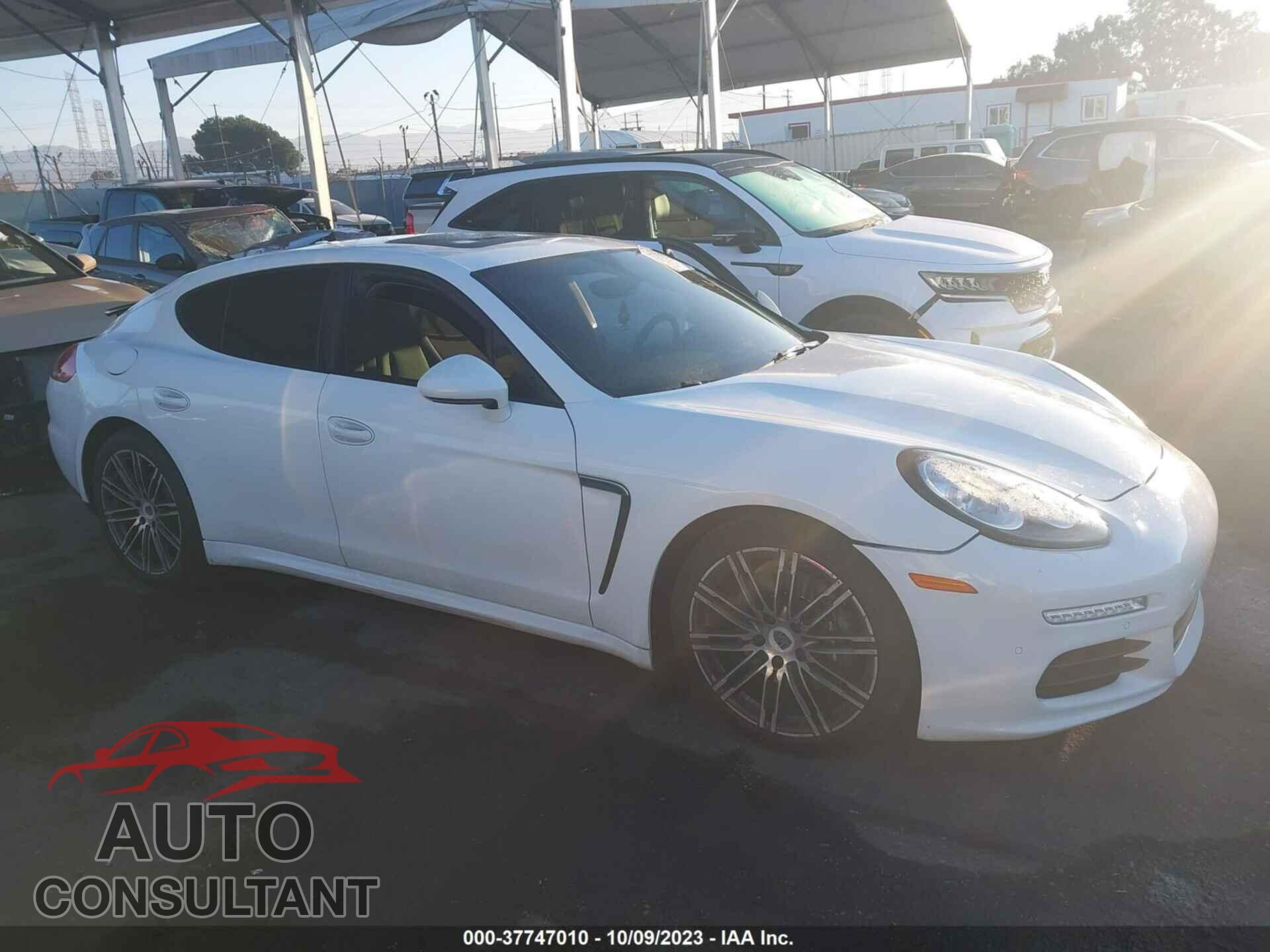PORSCHE PANAMERA 2015 - WP0AA2A72FL005751