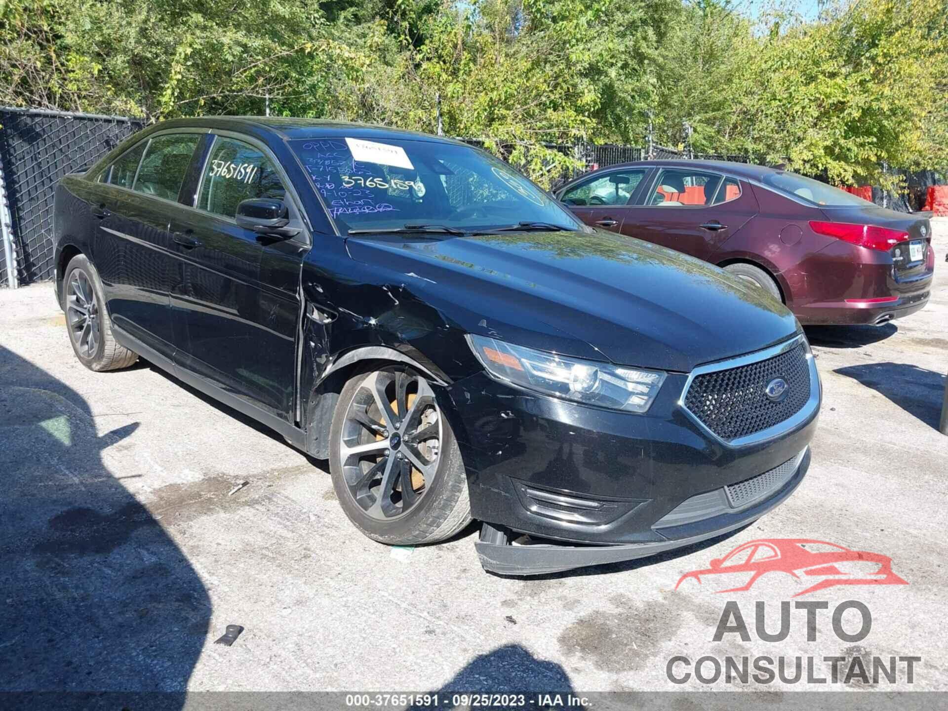 FORD TAURUS 2016 - 1FAHP2KTXGG144373