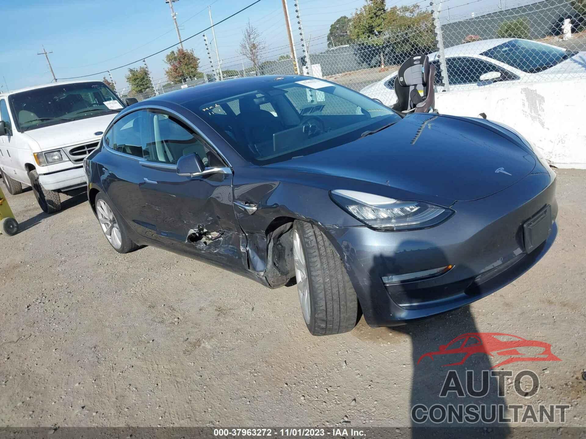 TESLA MODEL 3 2018 - 5YJ3E1EA0JF003313