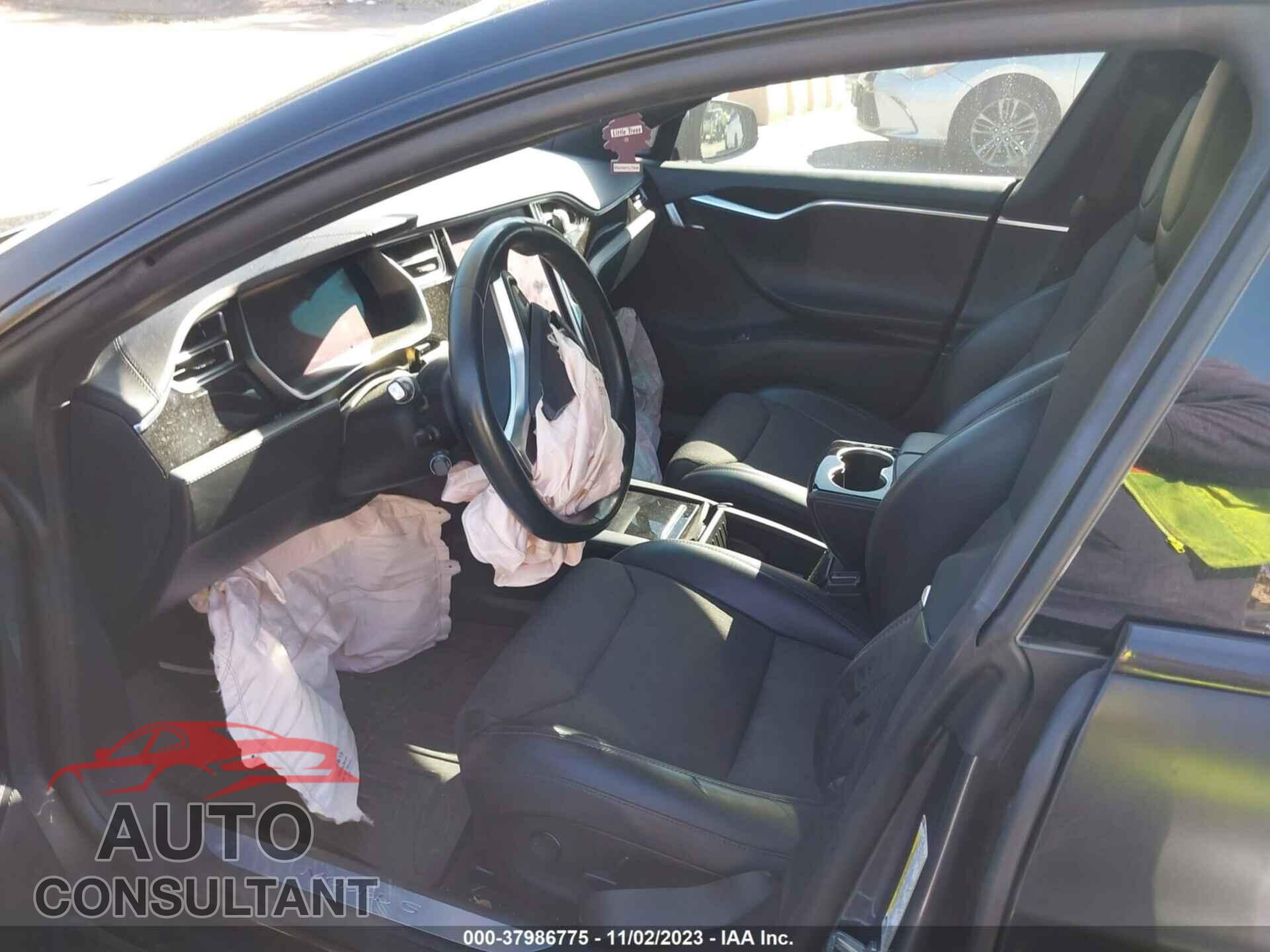 TESLA MODEL S 2017 - 5YJSA1E26HF232007