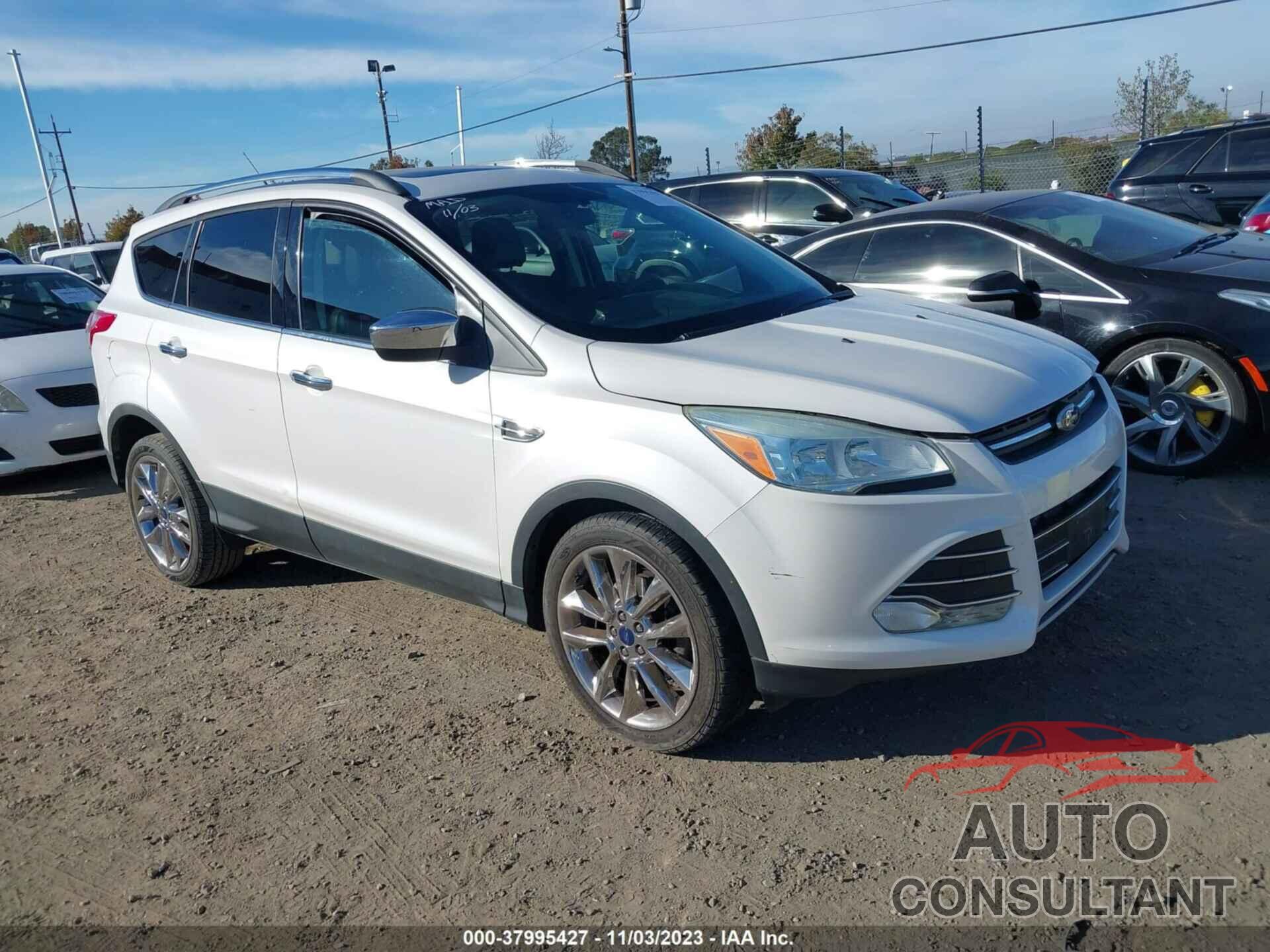 FORD ESCAPE 2016 - 1FMCU0GX3GUB08261