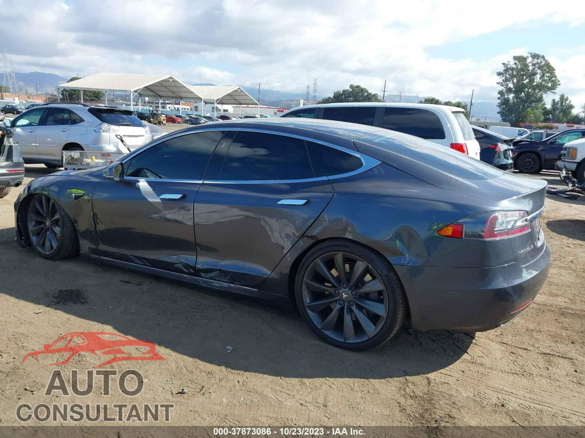 TESLA MODEL S 2016 - 5YJSA1E13GF177196