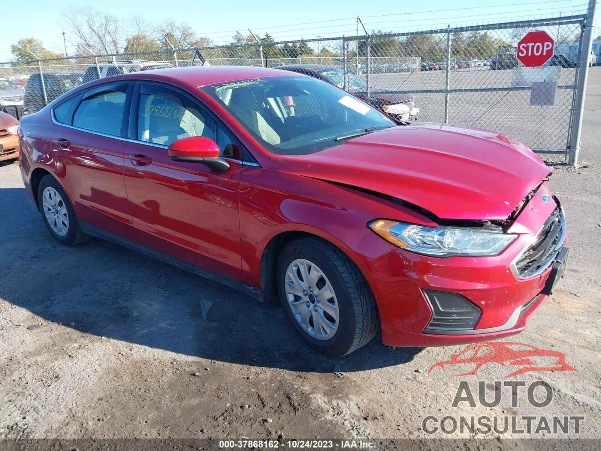 FORD FUSION 2020 - 3FA6P0G74LR246682