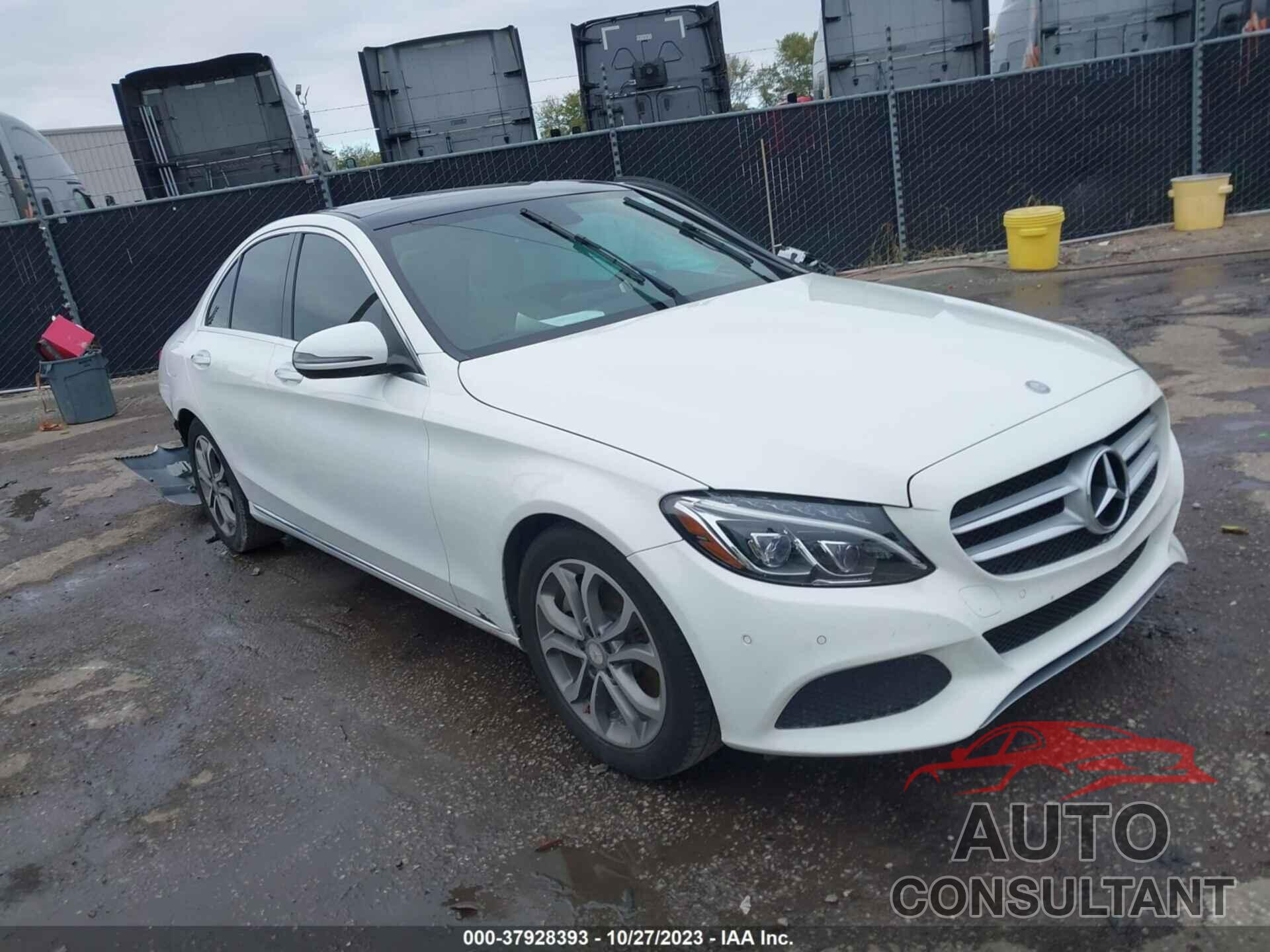 MERCEDES-BENZ C 300 2016 - 55SWF4JB0GU107575