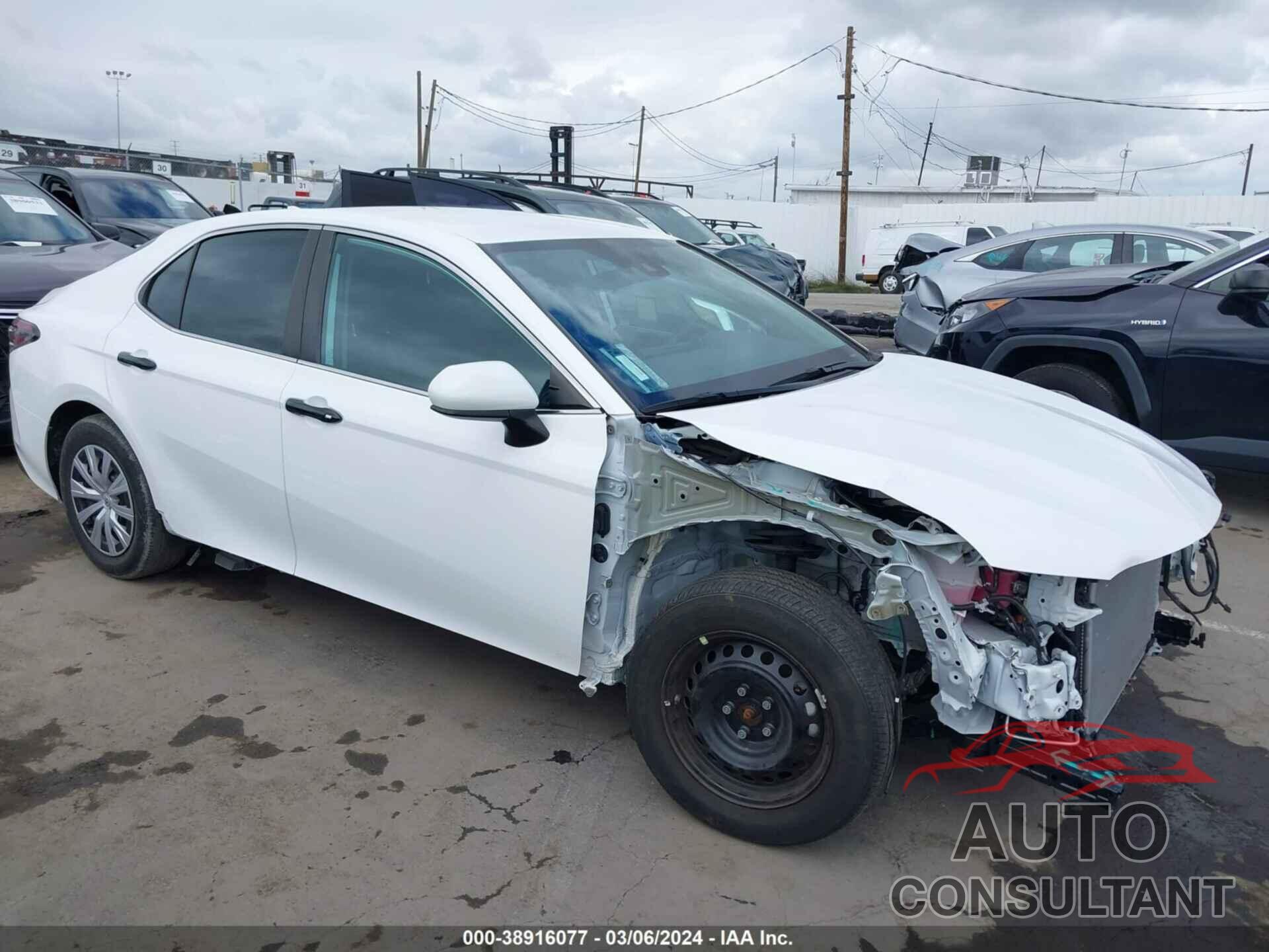 TOYOTA CAMRY 2022 - 4T1C31AK8NU572696