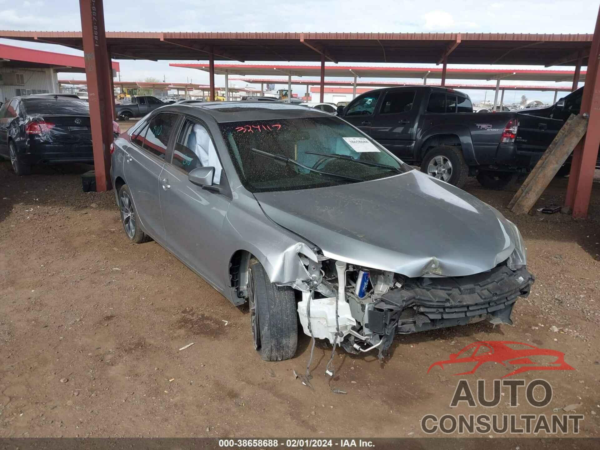 TOYOTA CAMRY 2016 - 4T1BK1FK2GU572090