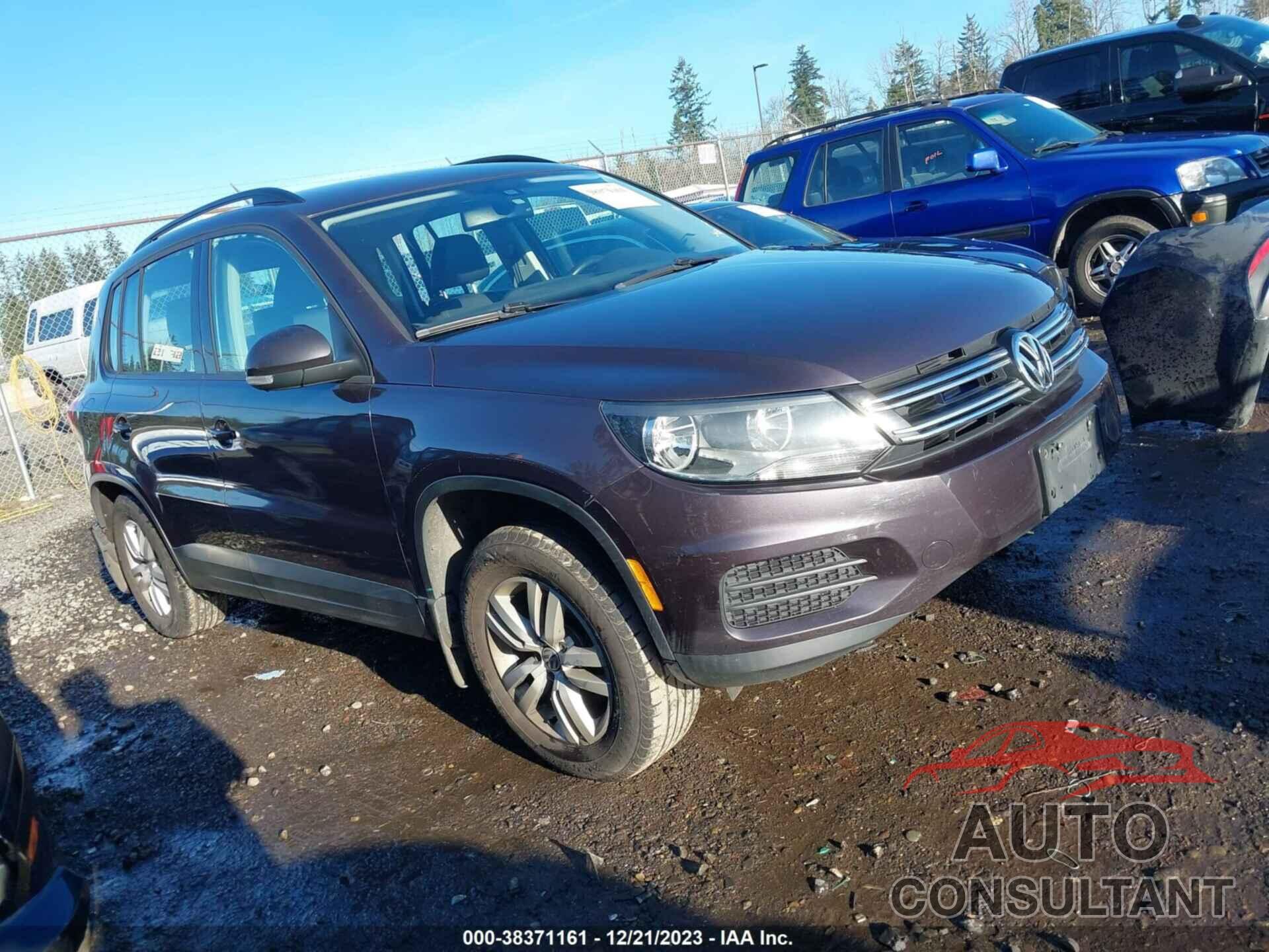 VOLKSWAGEN TIGUAN 2016 - WVGAV7AX0GW600918