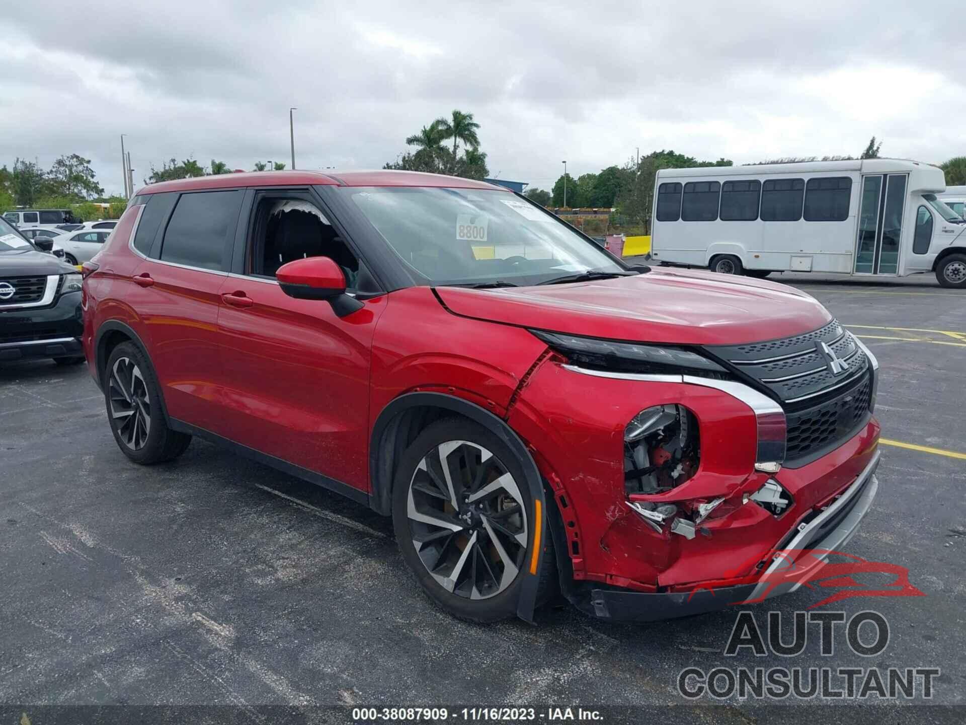 MITSUBISHI OUTLANDER 2022 - JA4J3UA86NZ031743