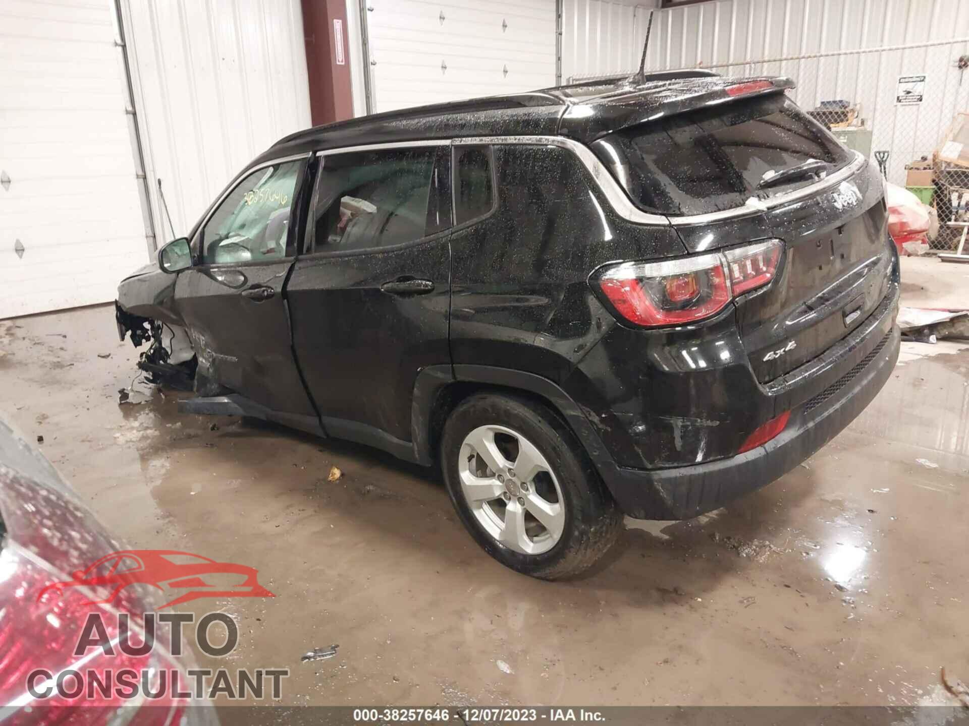 JEEP COMPASS 2019 - 3C4NJDBB9KT696047