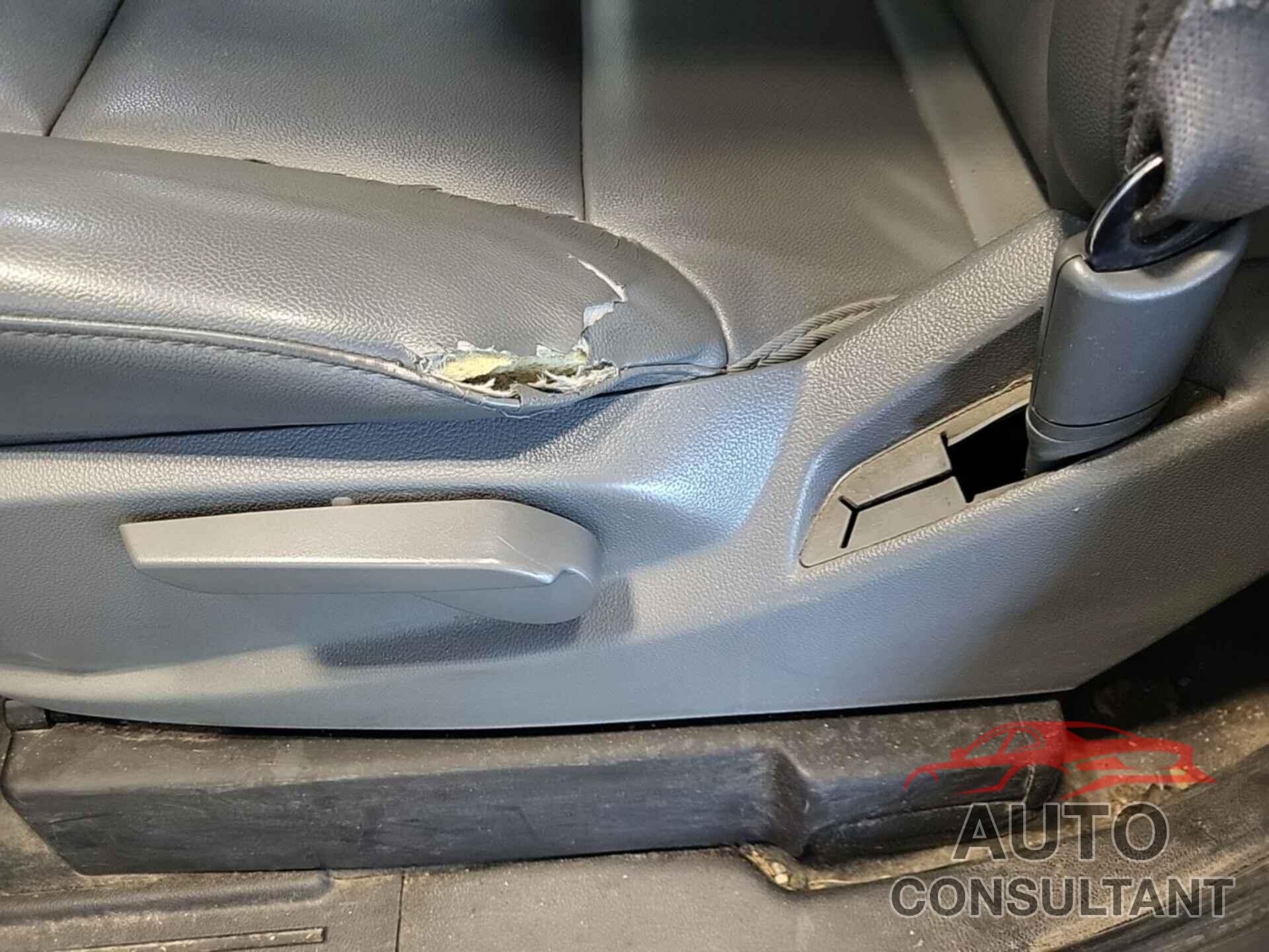 CHEVROLET SILVERADO 1500 2016 - 1GCNCNEH2GZ372079