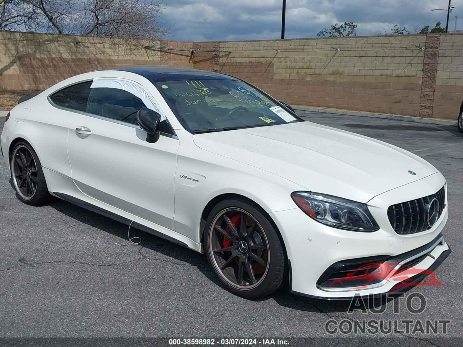 MERCEDES-BENZ AMG C 63 2021 - W1KWJ8HB8MG093557