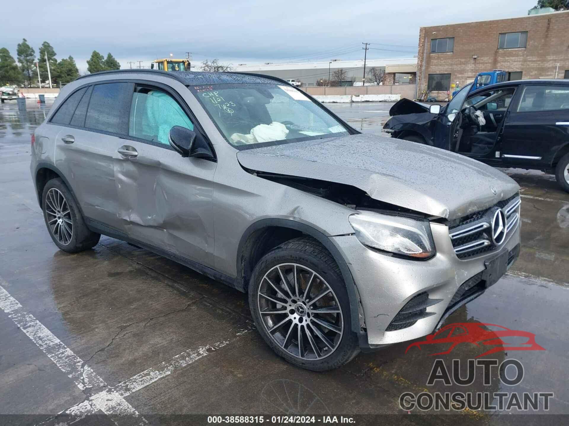 MERCEDES-BENZ GLC 2019 - WDC0G4JB9KV167623