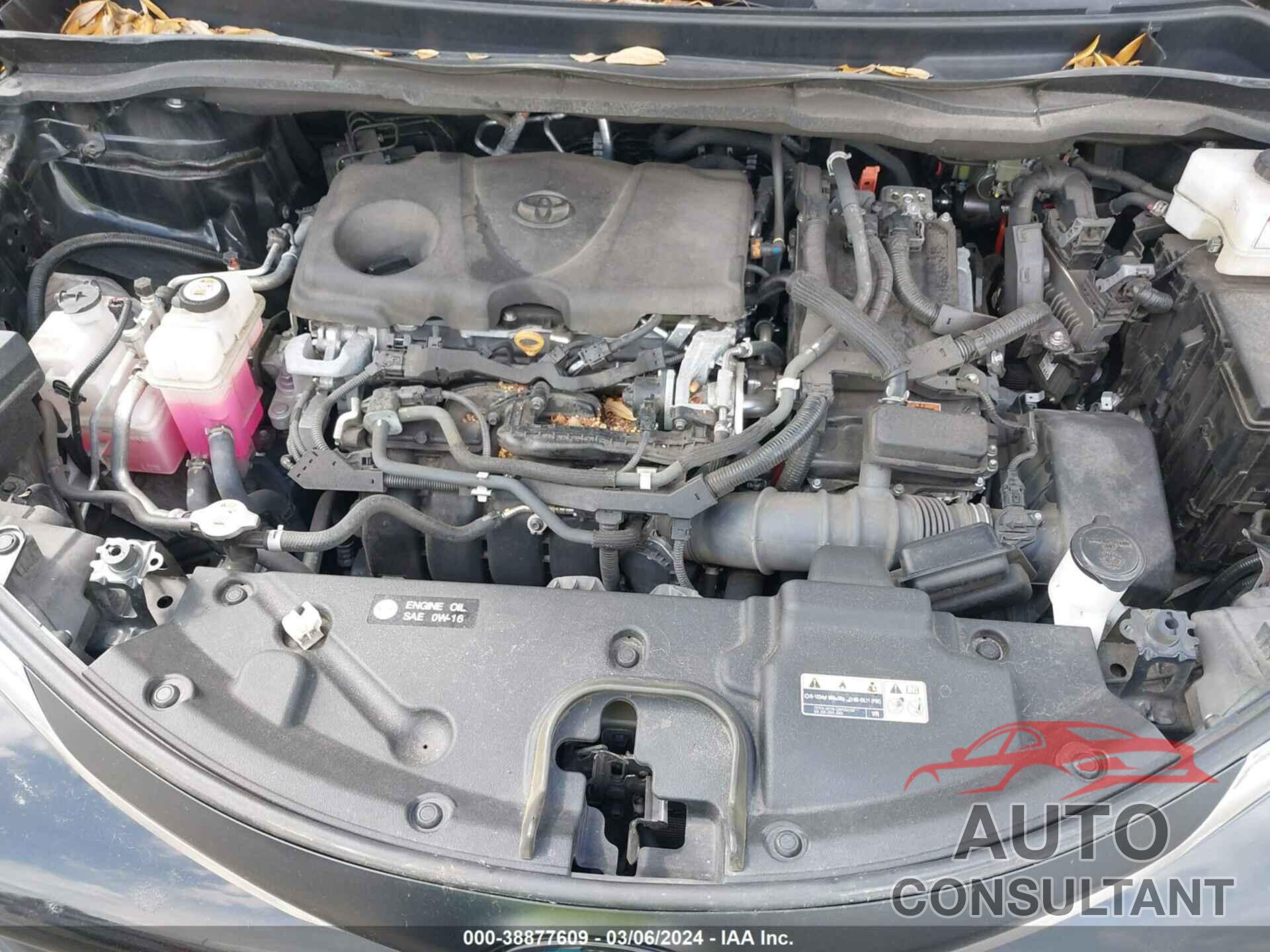 TOYOTA SIENNA 2021 - 5TDKRKEC8MS013367